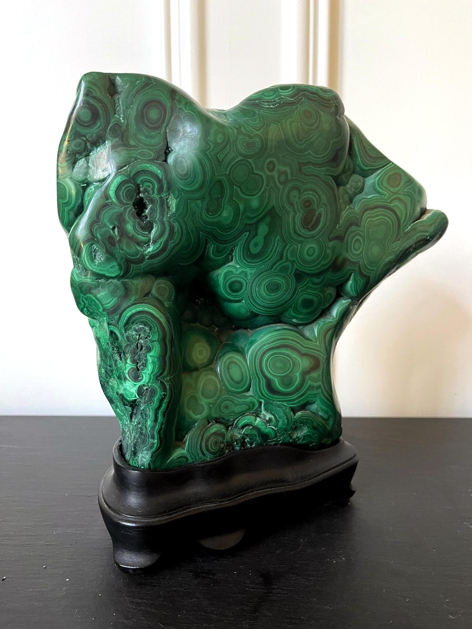 Striking Natural Malachite Specimen on Display Stand as Scholar Stone im Angebot 5