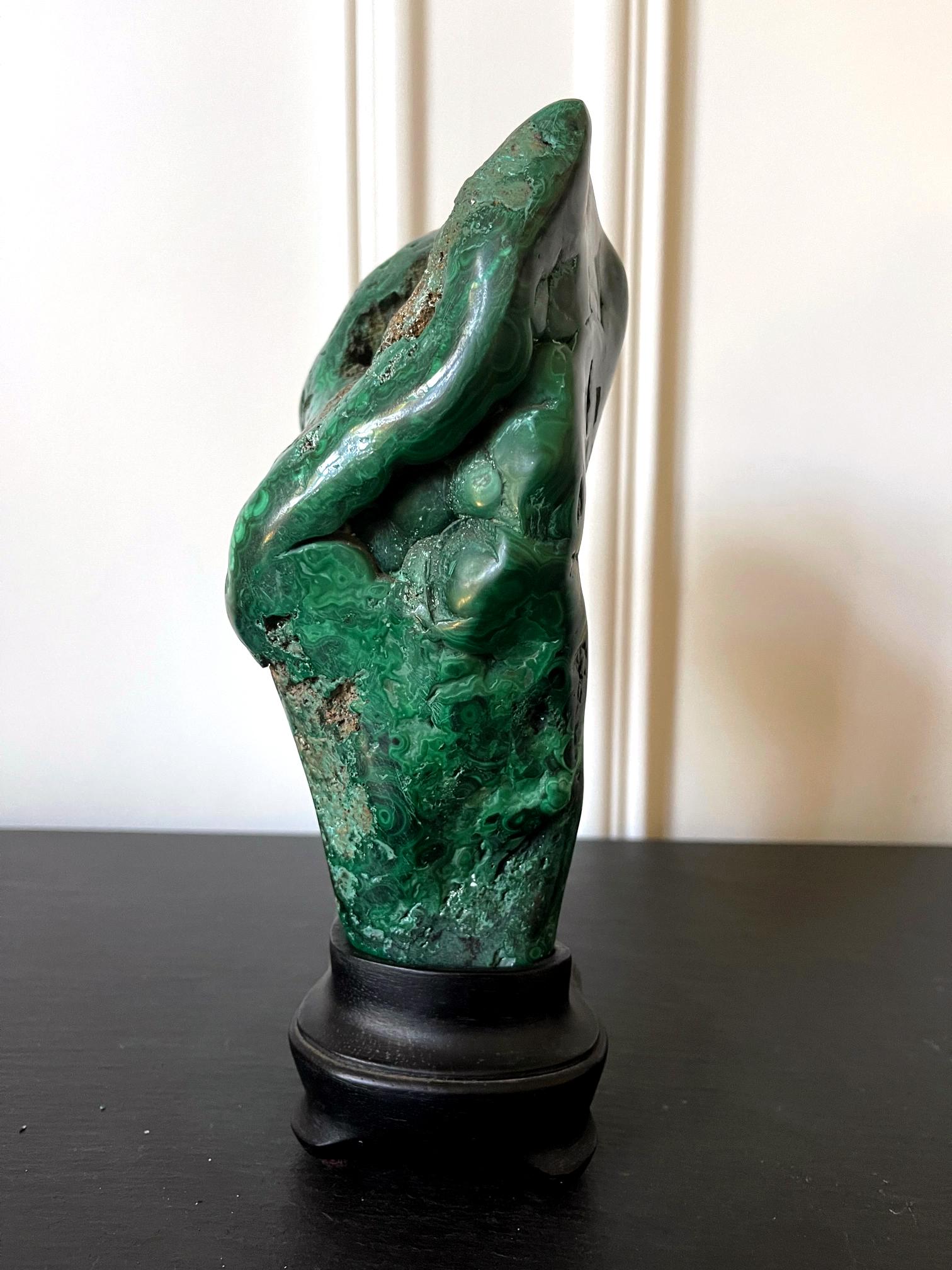 Striking Natural Malachite Specimen on Display Stand as Scholar Stone im Angebot 3