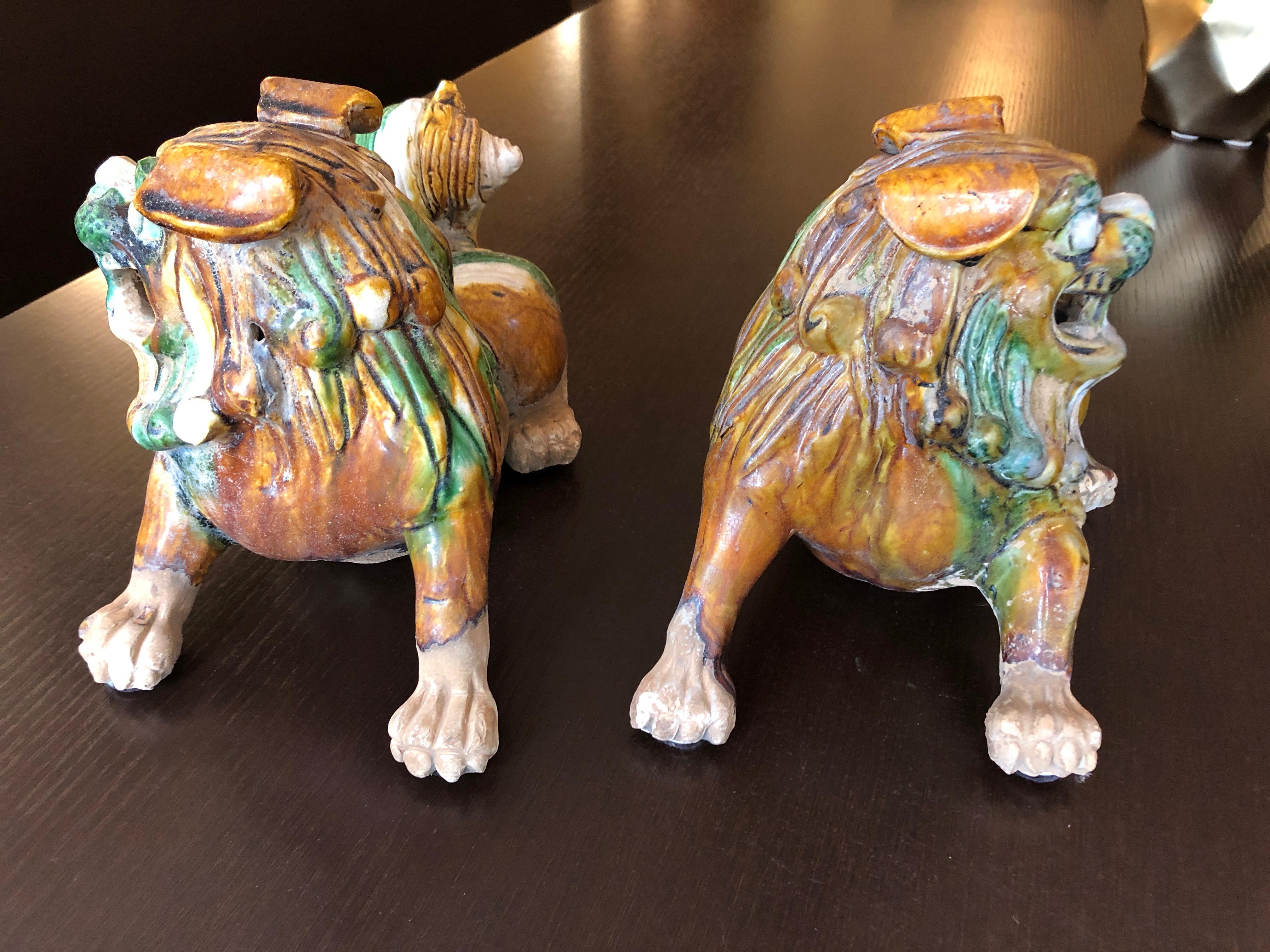 Striking Pair of Ceramic Chinese Foo Dogs Sculptures 4