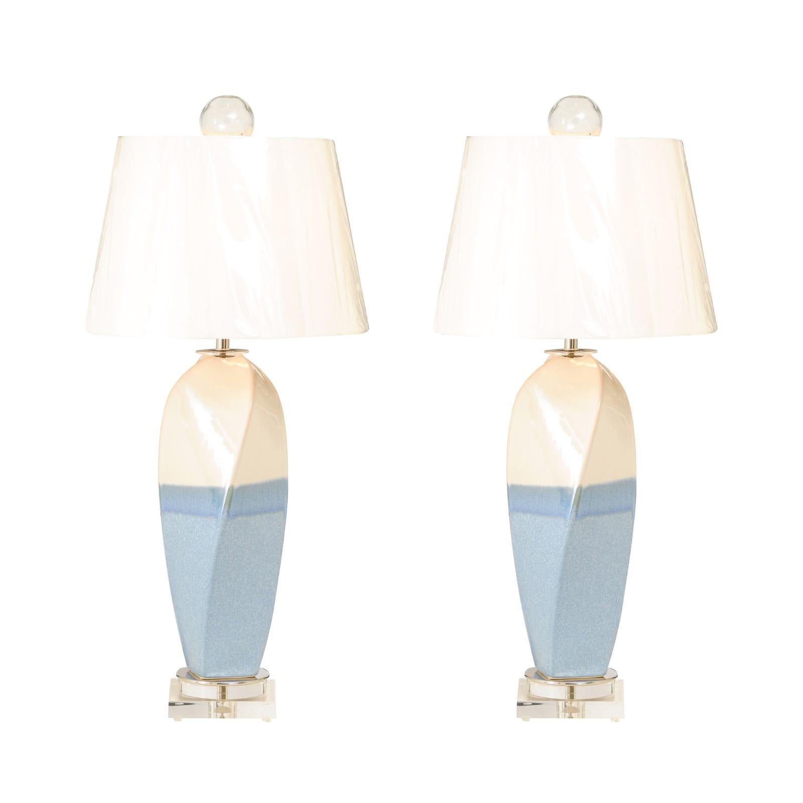 Striking Pair of Custom Portuguese Ceramic Lamps in Cream and Sultanabad Blue For Sale 1