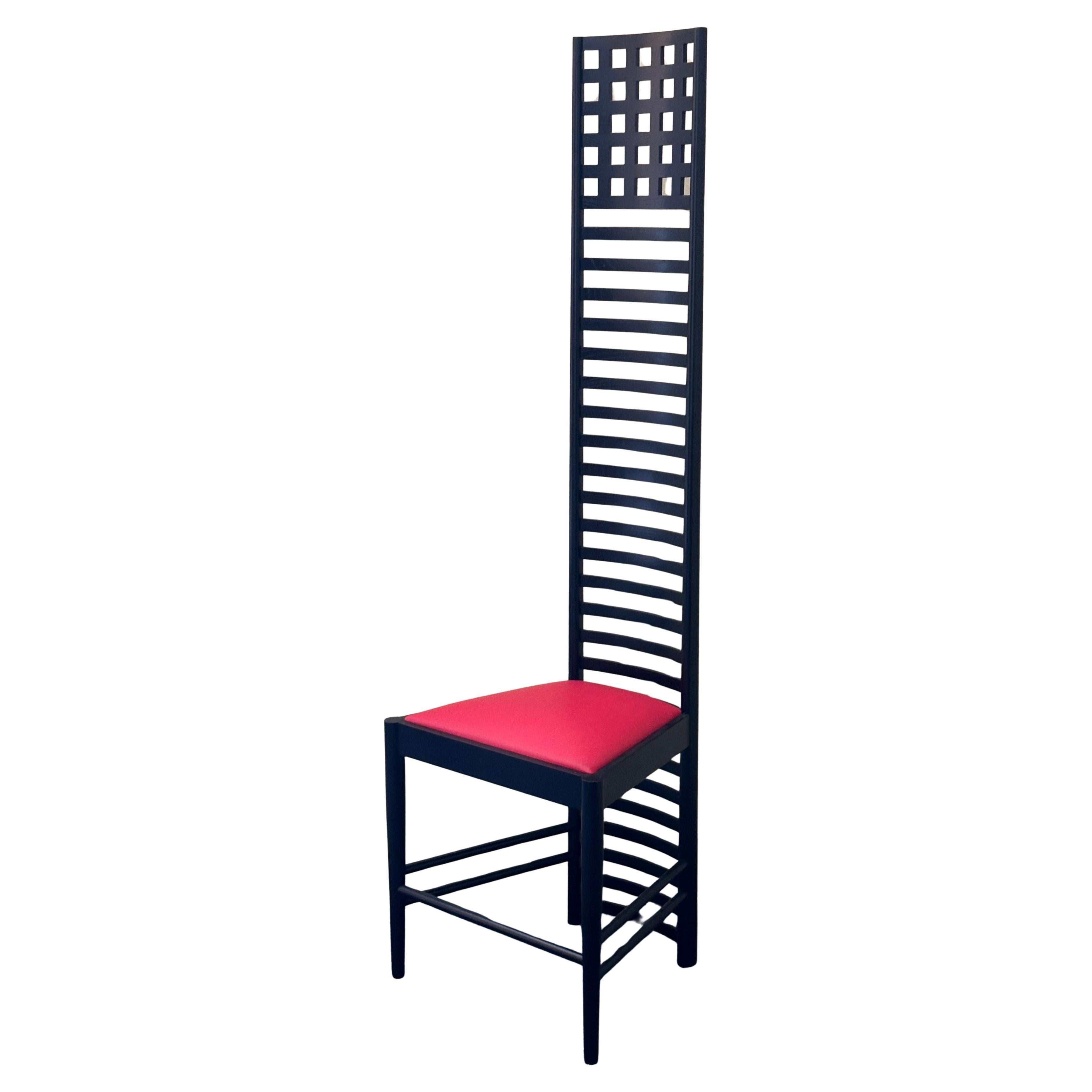 italien Paire de chaises Hill House conçues par Charles Mackintosh en vente