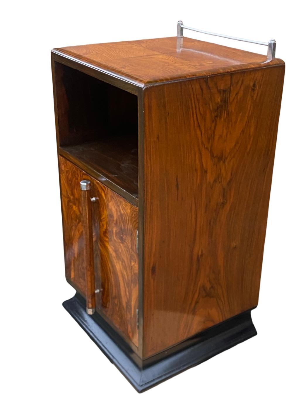 Striking pair of matching Art Deco Nightstands For Sale 4