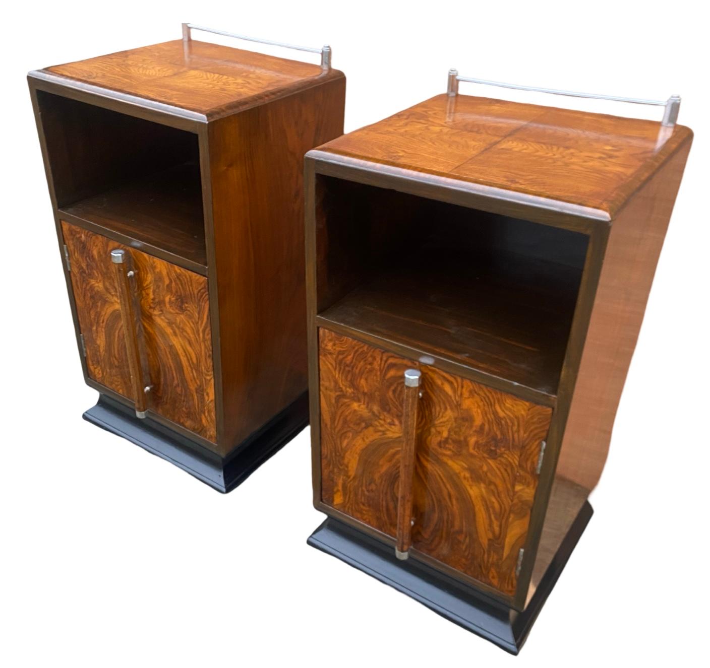 20th Century Striking pair of matching Art Deco Nightstands For Sale