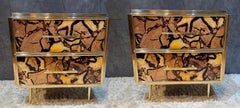 Auffälliges Paar Nachttische oder Beistelltische im Mid-Century-Stil