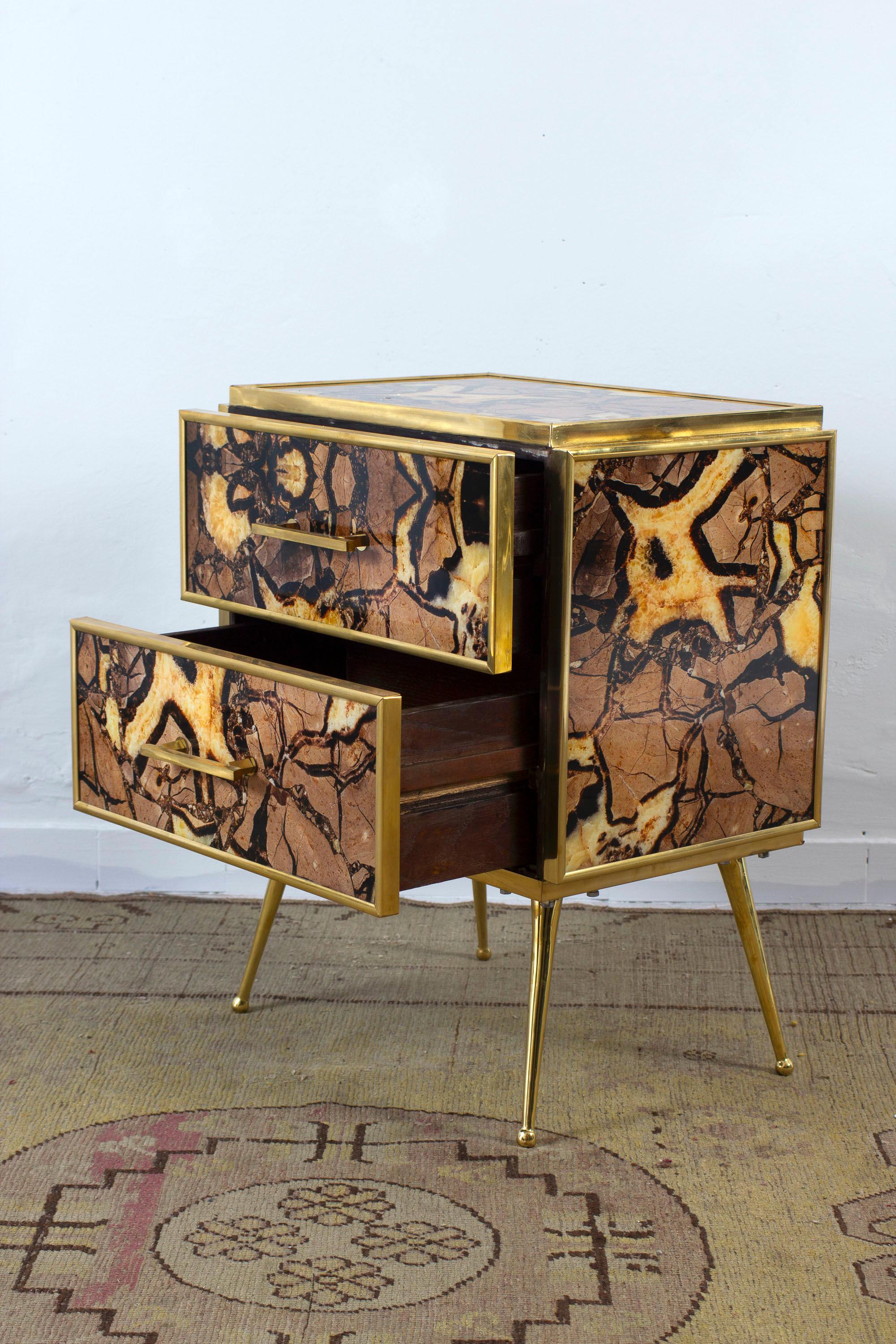 Contemporary Striking Pair of Mid-Century style Night Stands or Side Tables  For Sale