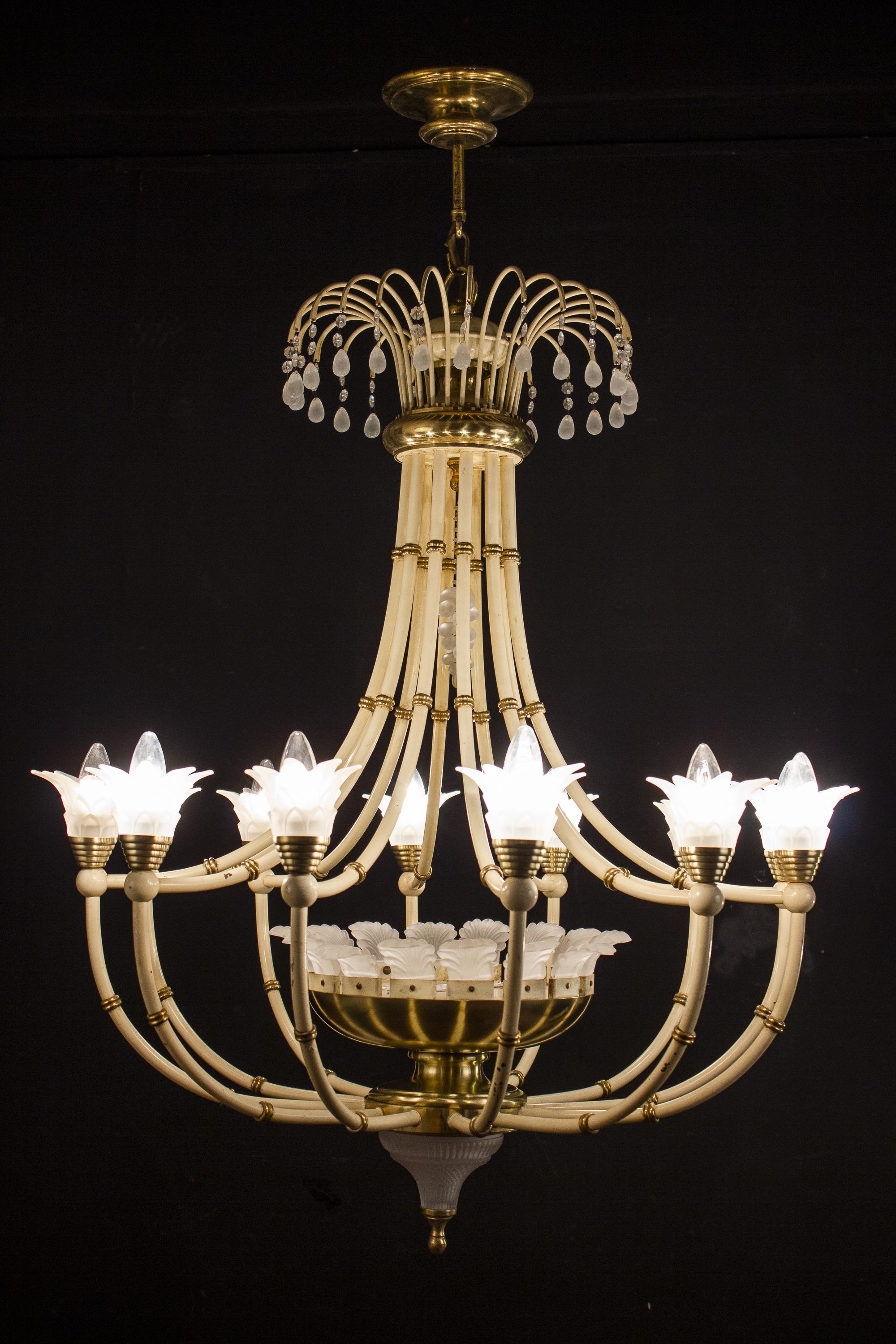 Fabulous pair of vintage Italian 12-light chandelier by Banci, manufactured by Banci Firenze in 1970s
ivory painted iron structure with brass details decorated with 12 arms ending with flower shaped frosted glass shades.
Perfect vintage condition,