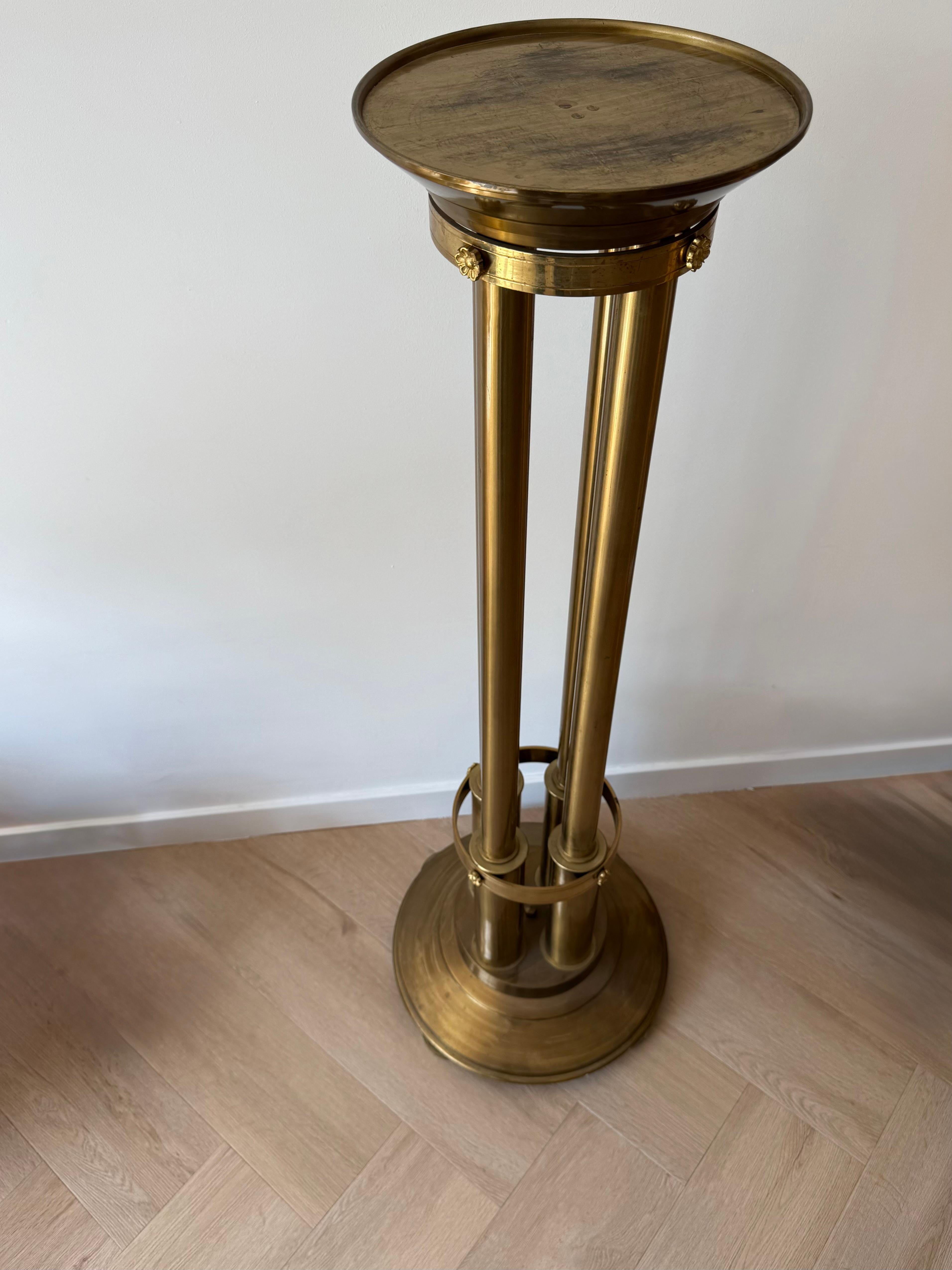 Auffallend Paar Top Qualität gemacht Messing Sockel Blume, Pflanze oder Skulptur steht im Angebot 9