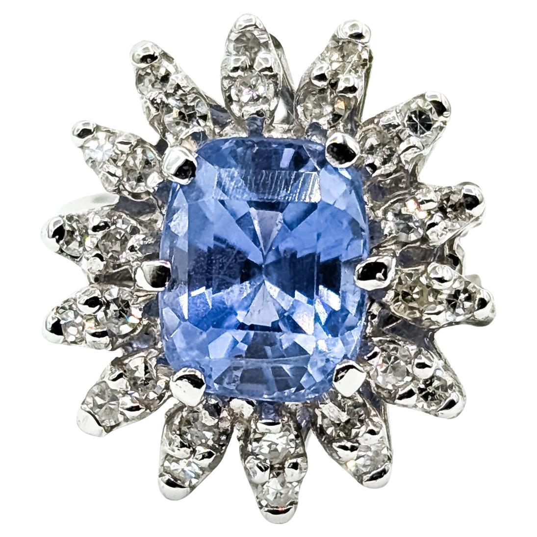 Whiting bague cocktail en or blanc 14k saphir bleu pastel et diamant