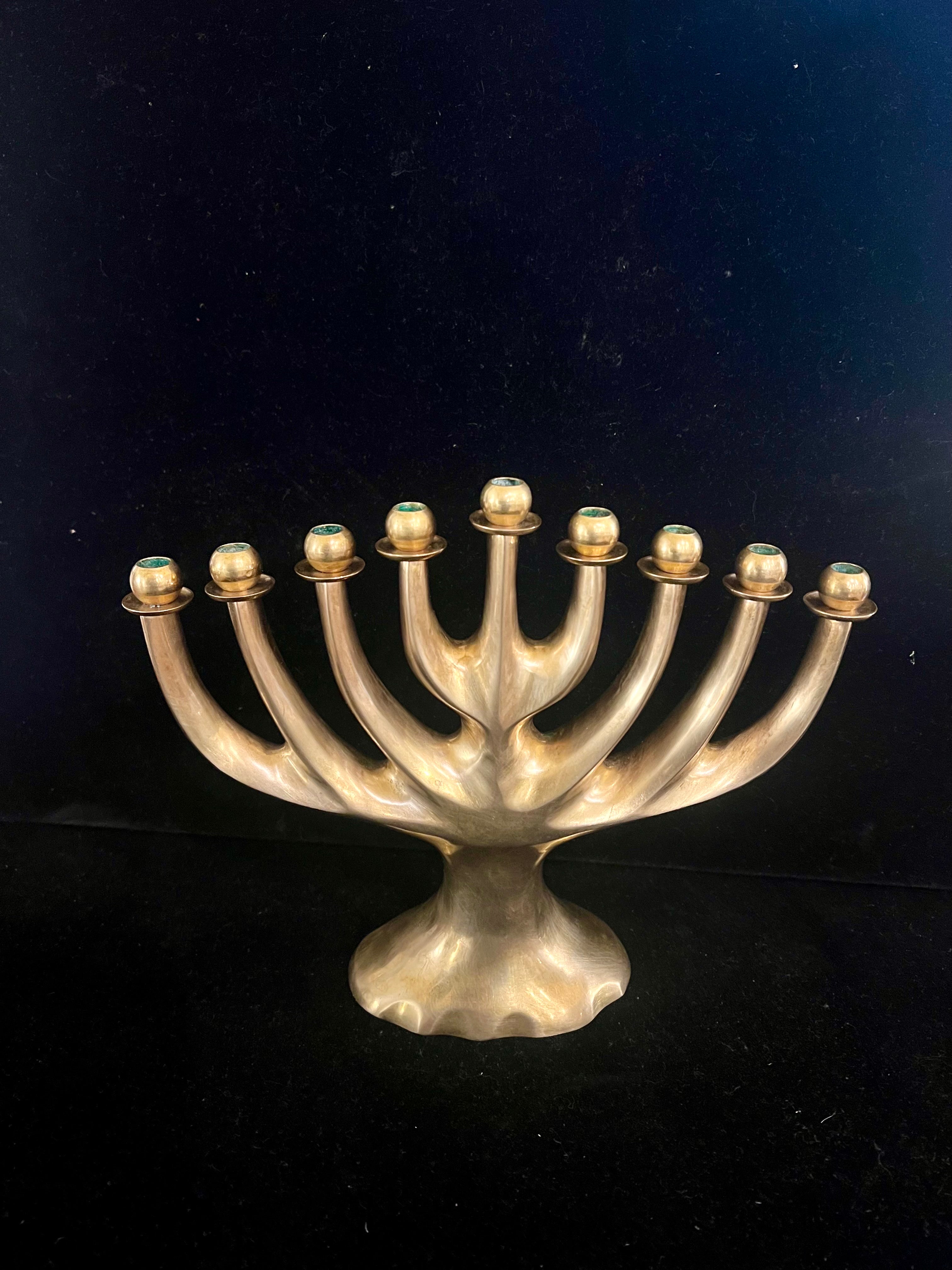 Beautiful striking brass polished Menorah circa 1970s. great condition with 1/4