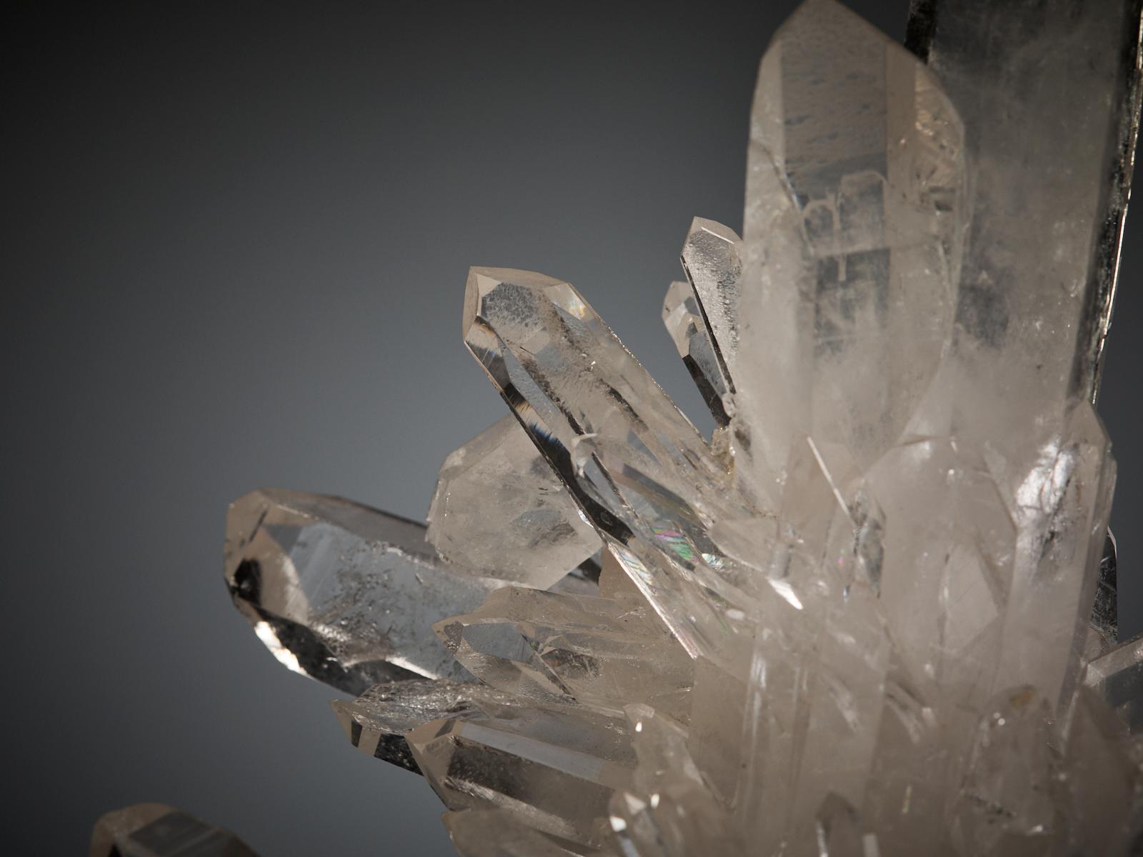 Striking Quartz Formation in vendita 12