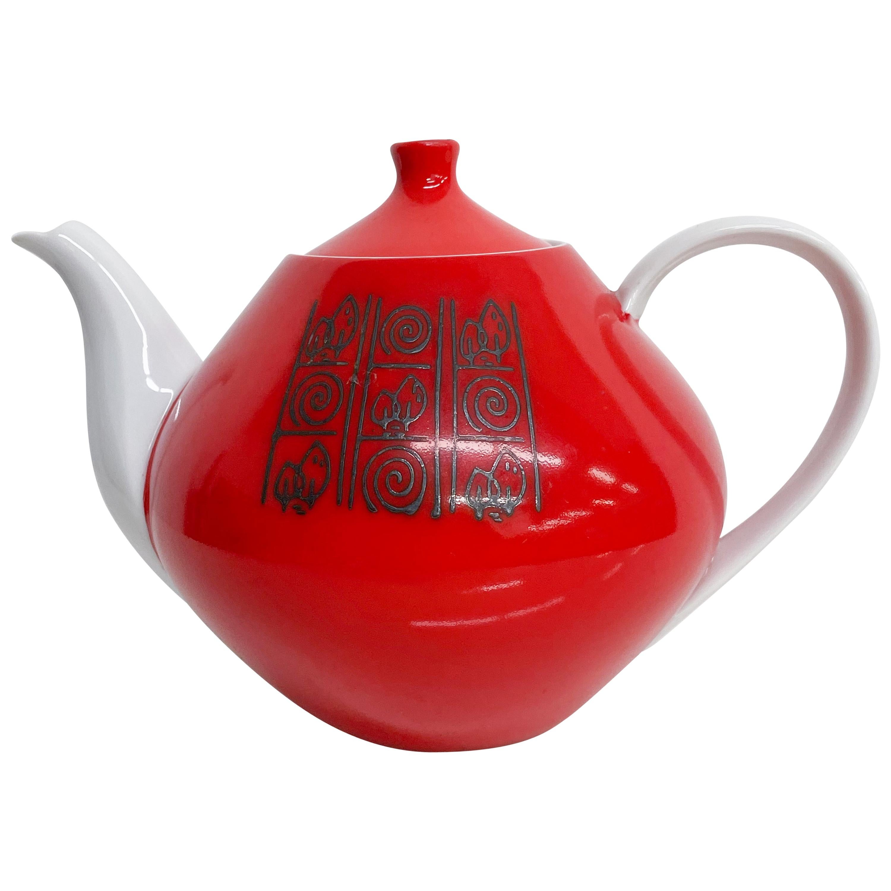 1960s Red Tea Pot Porcelain Yamaka Fine China from Japan