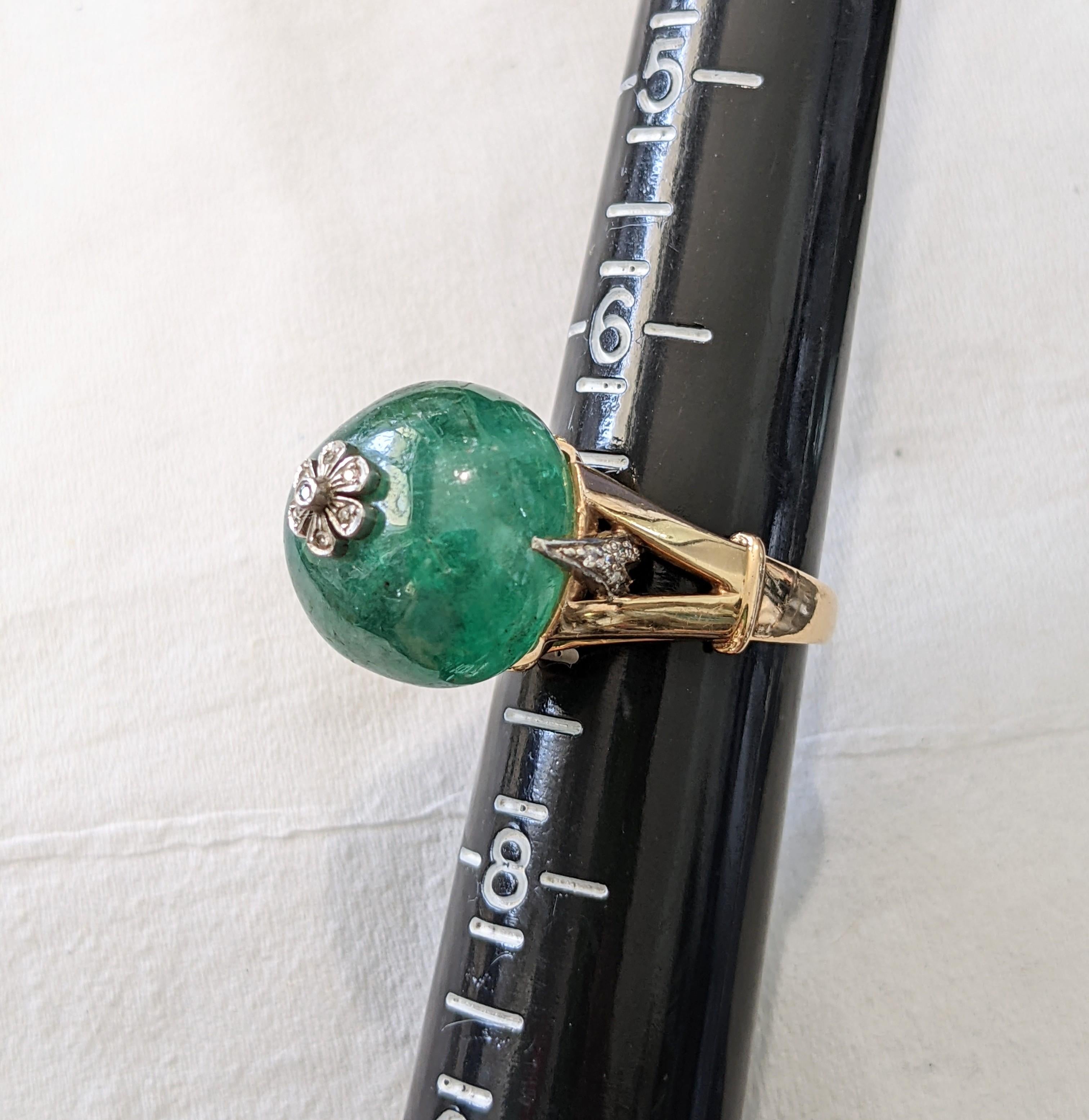 Striking Retro Emerald Bead and Diamond Ring For Sale 15