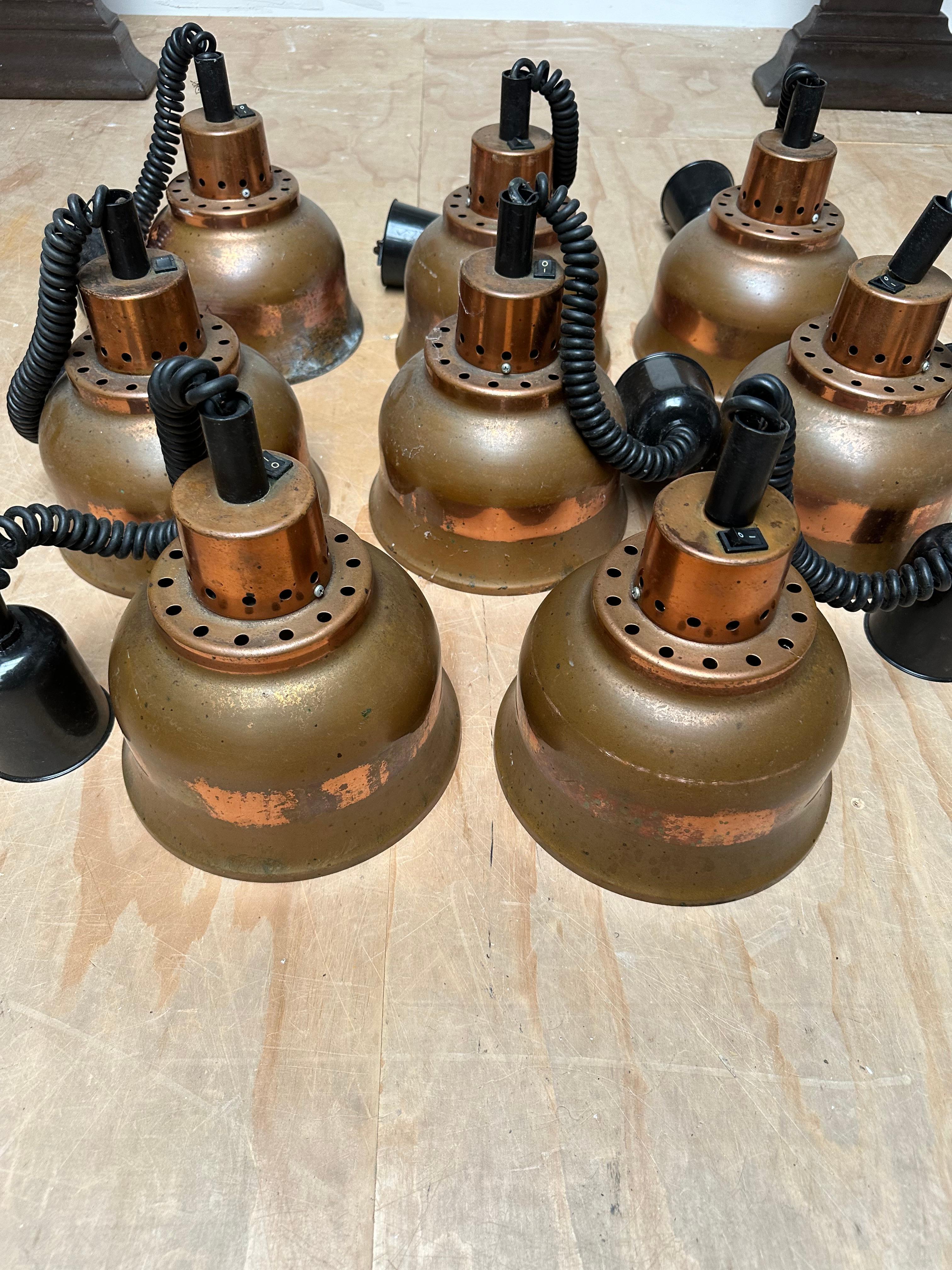 Auffälliges Set aus 8 Kupfer-Hängeleuchten im Vintage-Stil der 1960er Jahre, verstellbar & ikonisches Design im Angebot 9