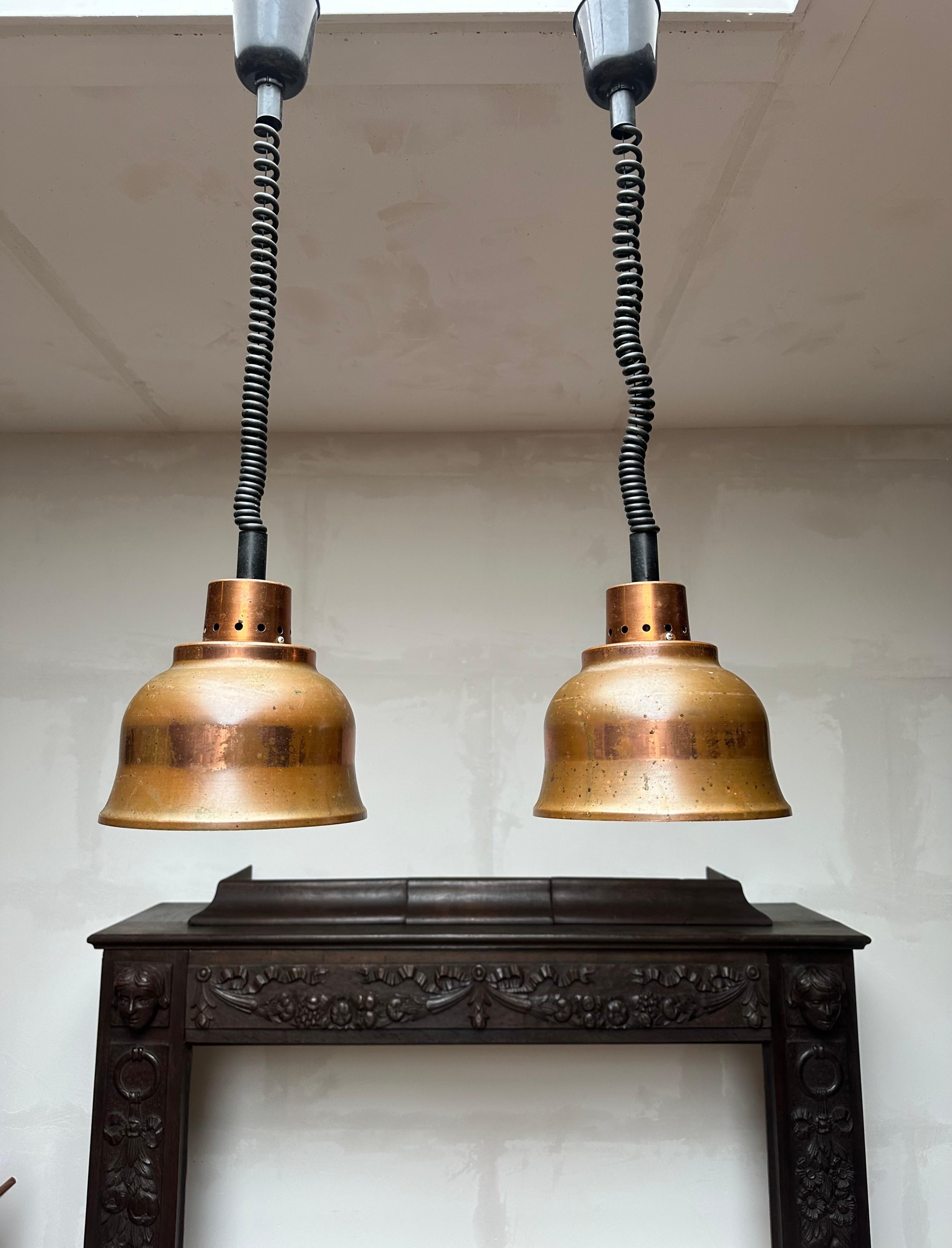 Auffälliges Set aus 8 Kupfer-Hängeleuchten im Vintage-Stil der 1960er Jahre, verstellbar & ikonisches Design (Europäisch) im Angebot