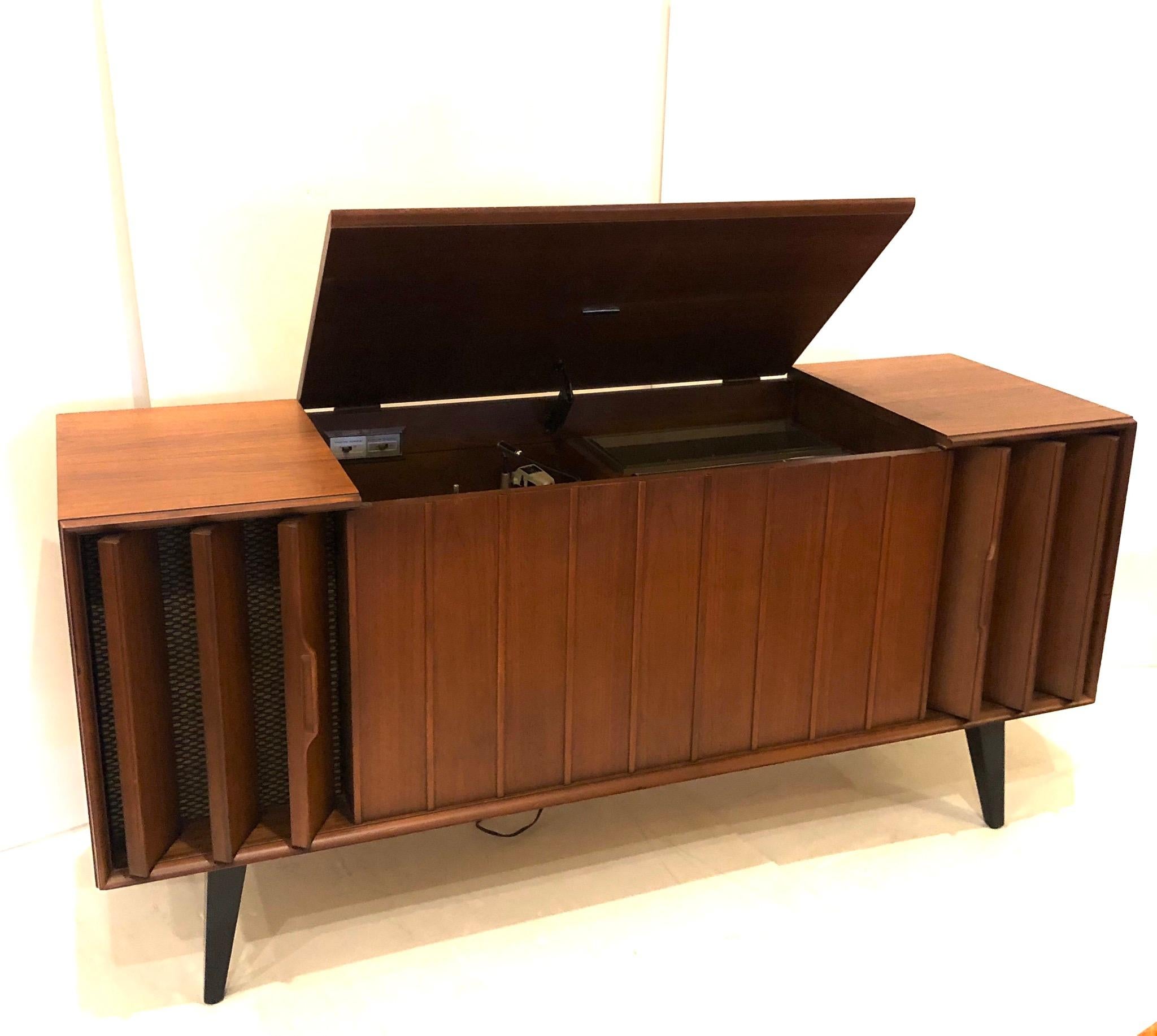 zenith mid century stereo console