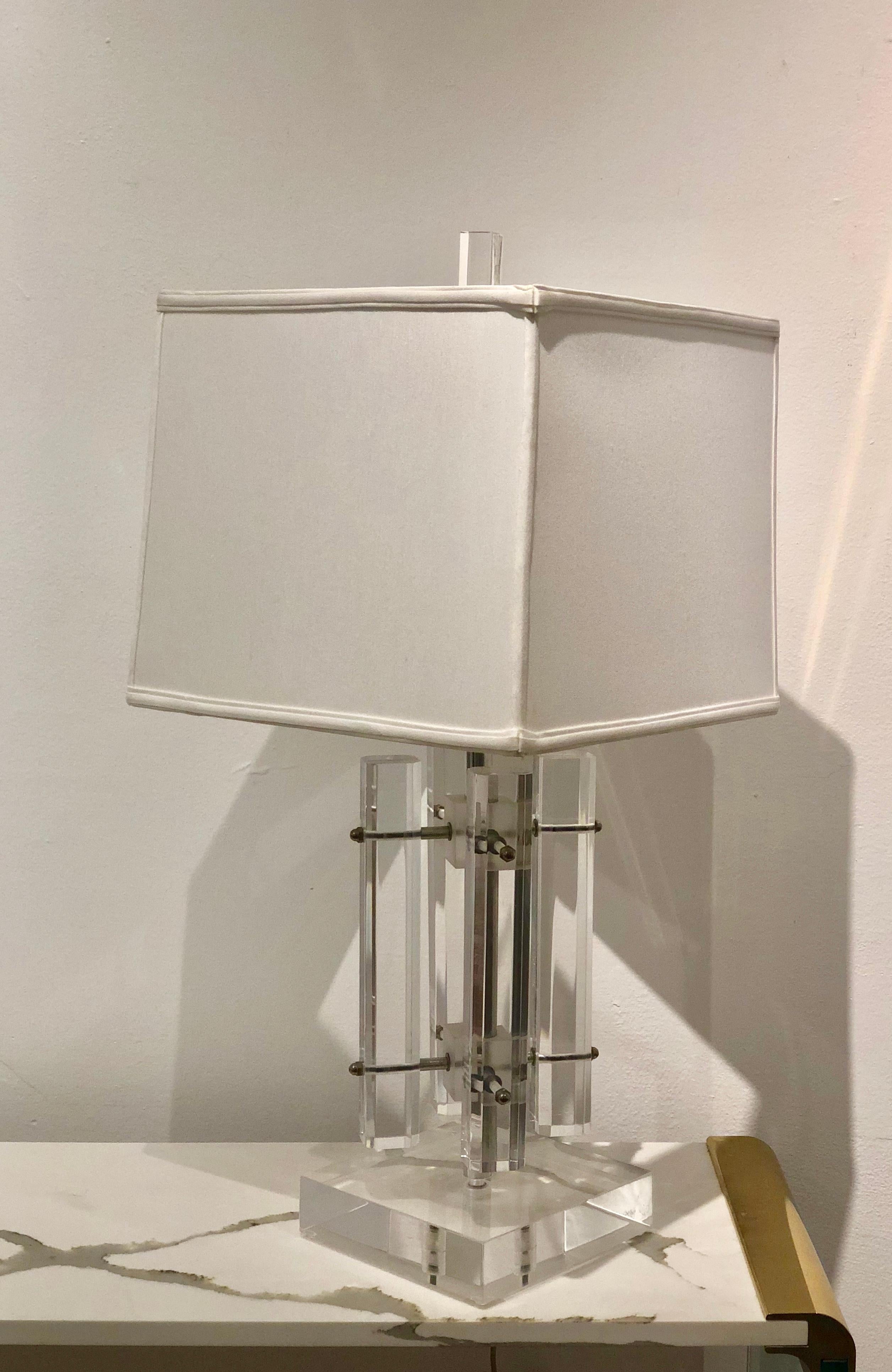 American Striking Solid Lucite and Chrome Table Lamp For Sale