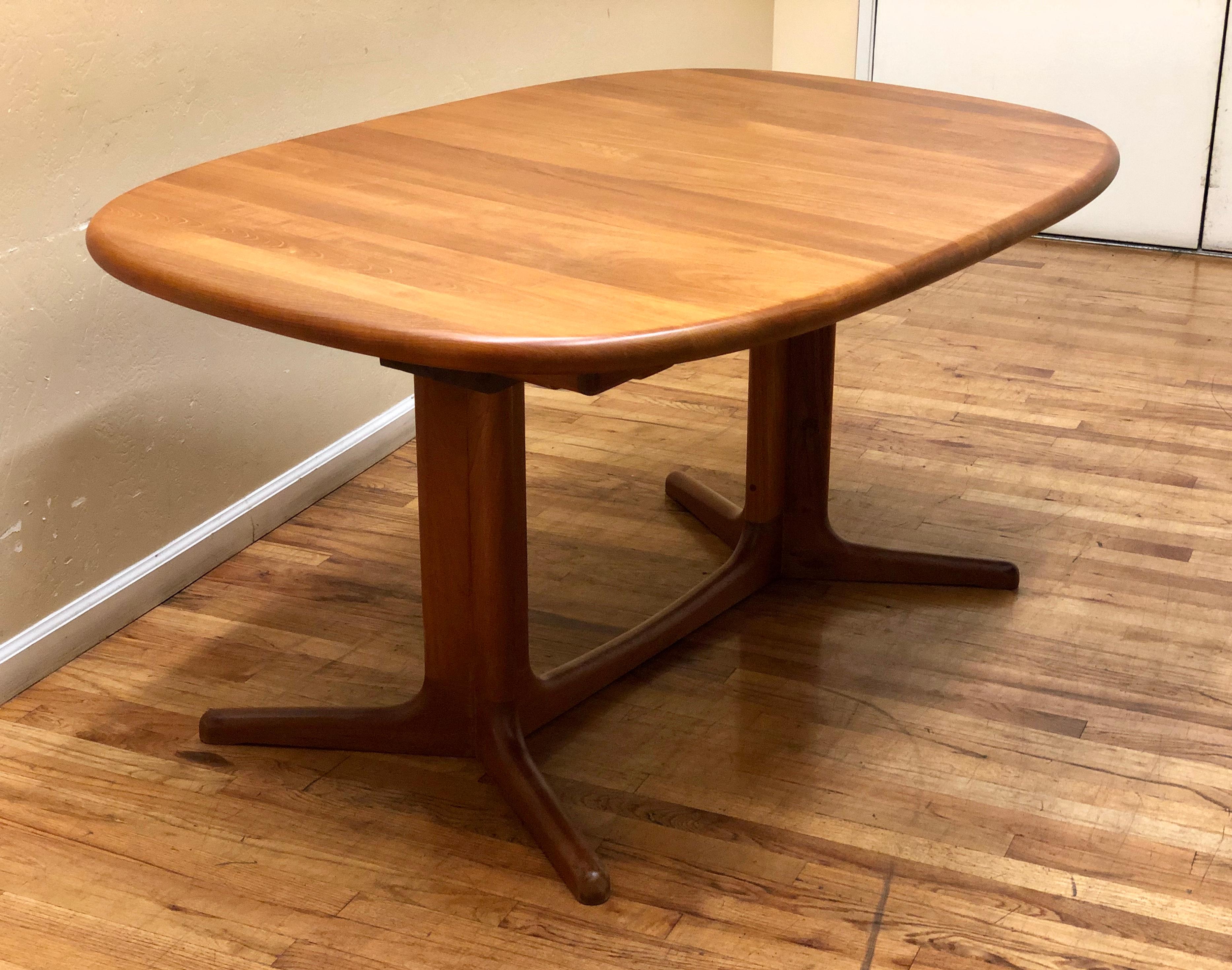 European Striking Solid Teak Danish Modern Large Oval Dining Table