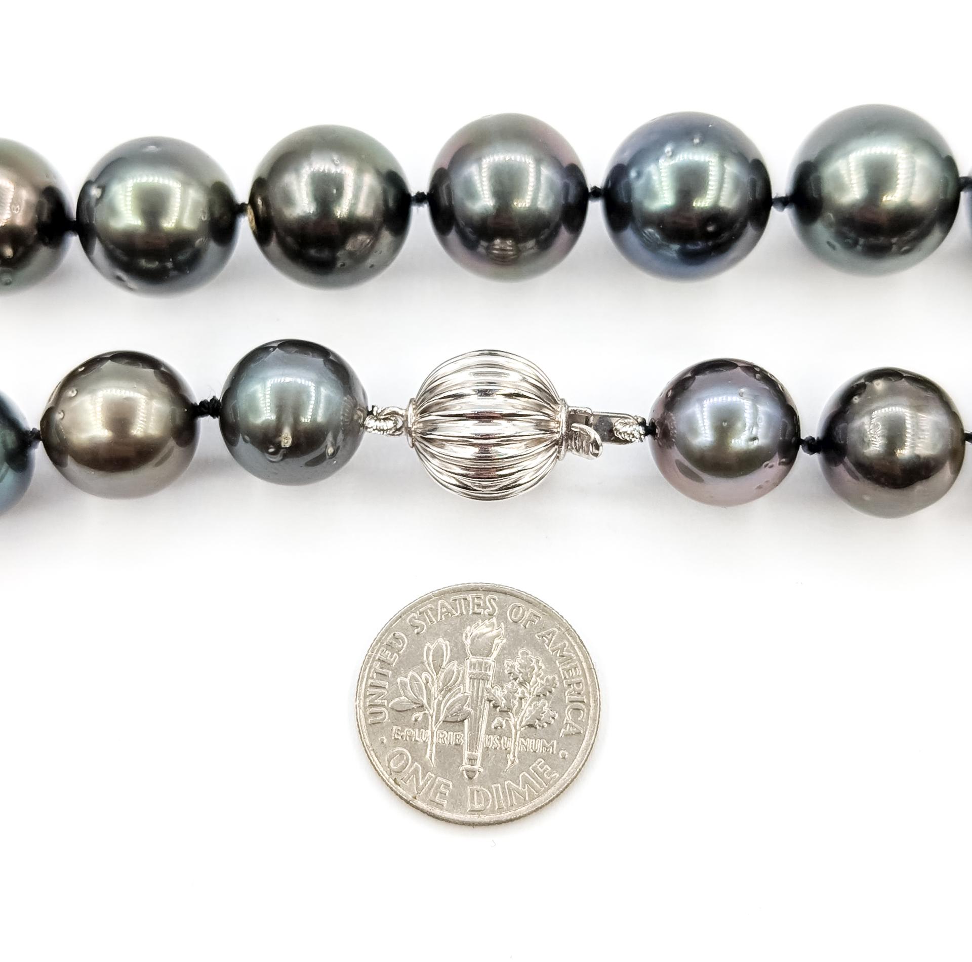 Collier de perles de Tahiti en or blanc 14 ct. Pour femmes en vente