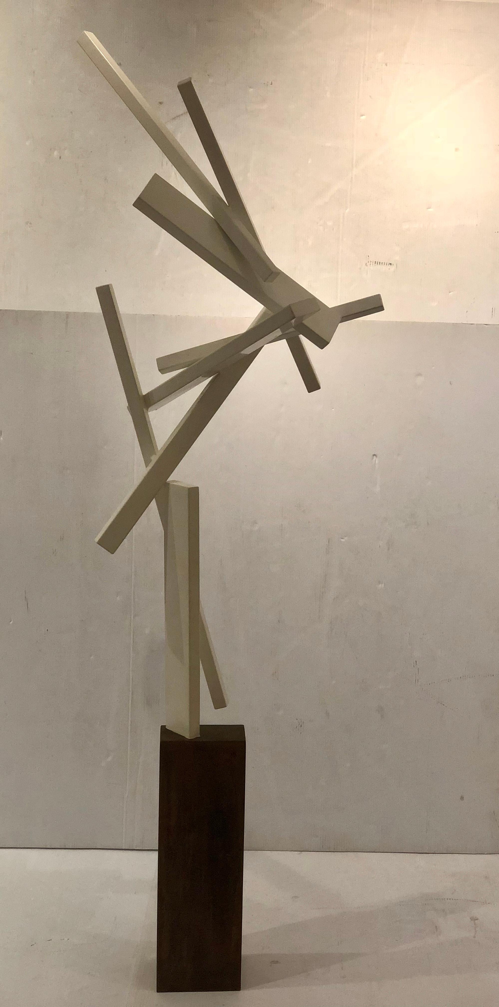 Striking Tall Contemporary Steel Sculpture by Joey Vaiasuso California Design In Good Condition In San Diego, CA