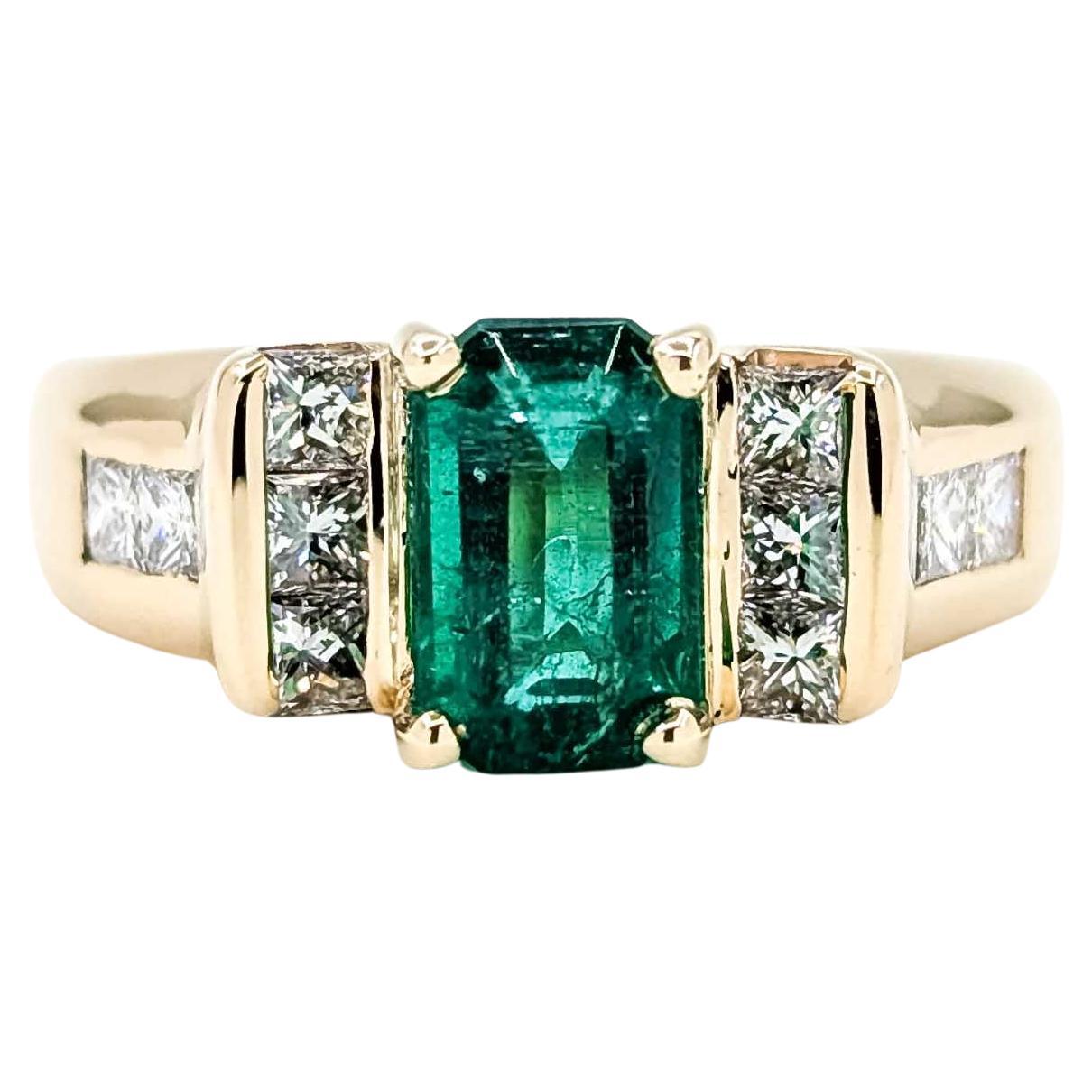 Bague Vintage en or jaune 14k avec émeraudes et diamants