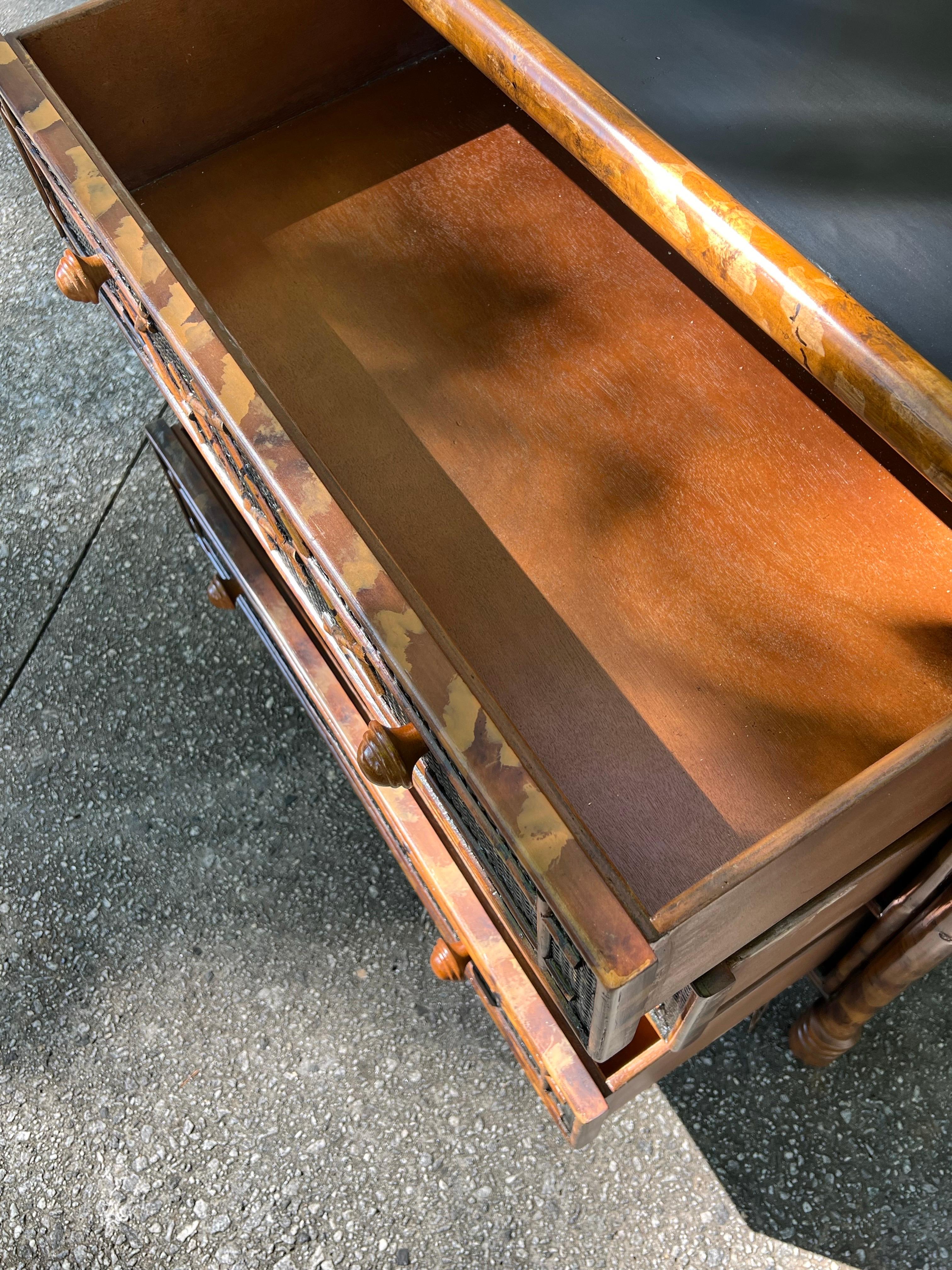 Strepitosa cassapanca di bambù in rattan British Colonial d'epoca - Coppia disponibile in vendita 11