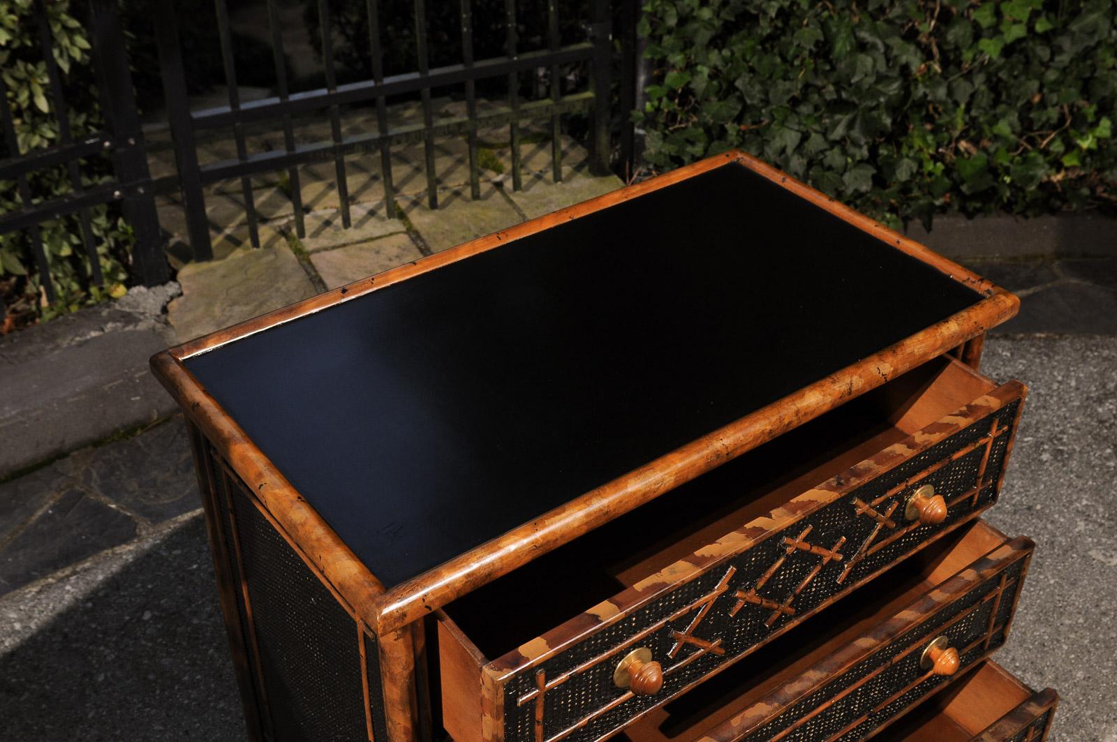 Strepitosa cassapanca di bambù in rattan British Colonial d'epoca - Coppia disponibile in vendita 12