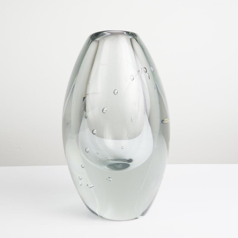Modern String of Pearls Vase by Gunnel Nyman for Nuutajarvi-Nottsjo, 1945 For Sale