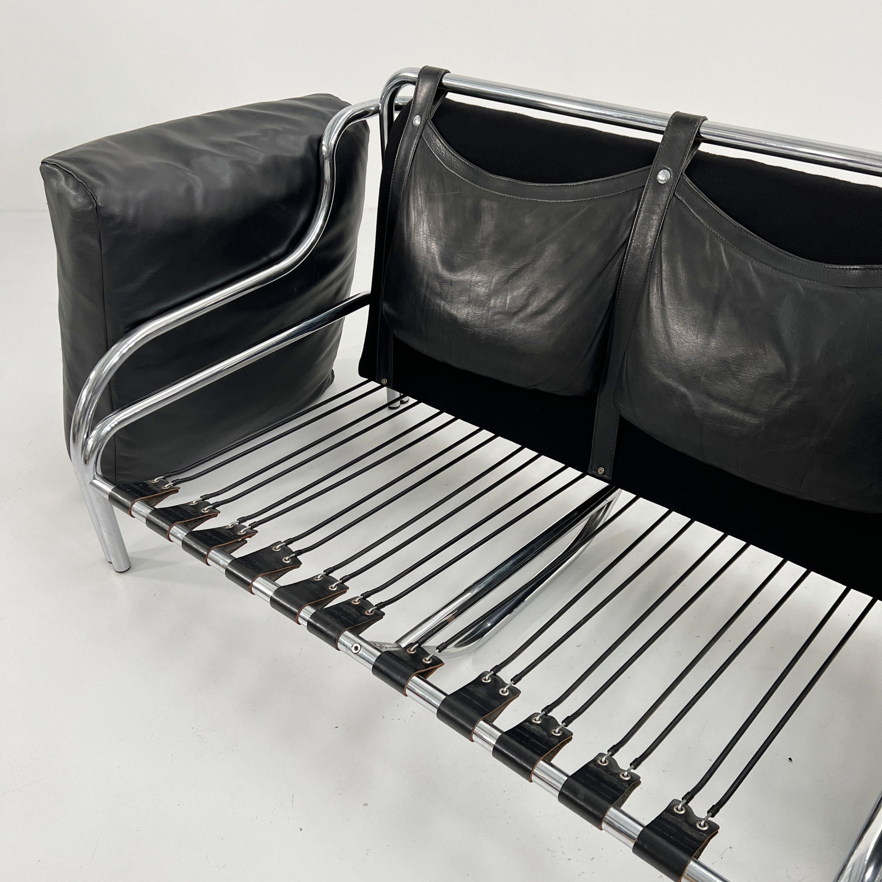 Stringa 2-seater Leather Sofa by Gae Aulenti for Poltronova, 1960s For Sale 4