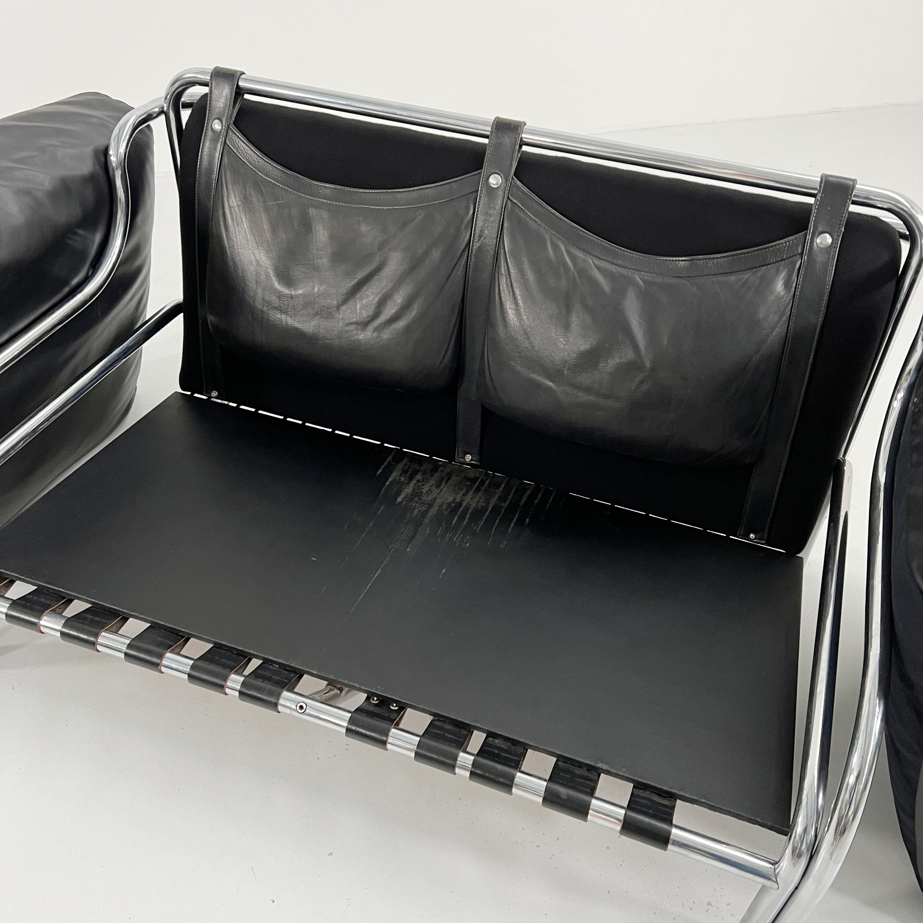 Stringa 2-seater Leather Sofa by Gae Aulenti for Poltronova, 1960s For Sale 5