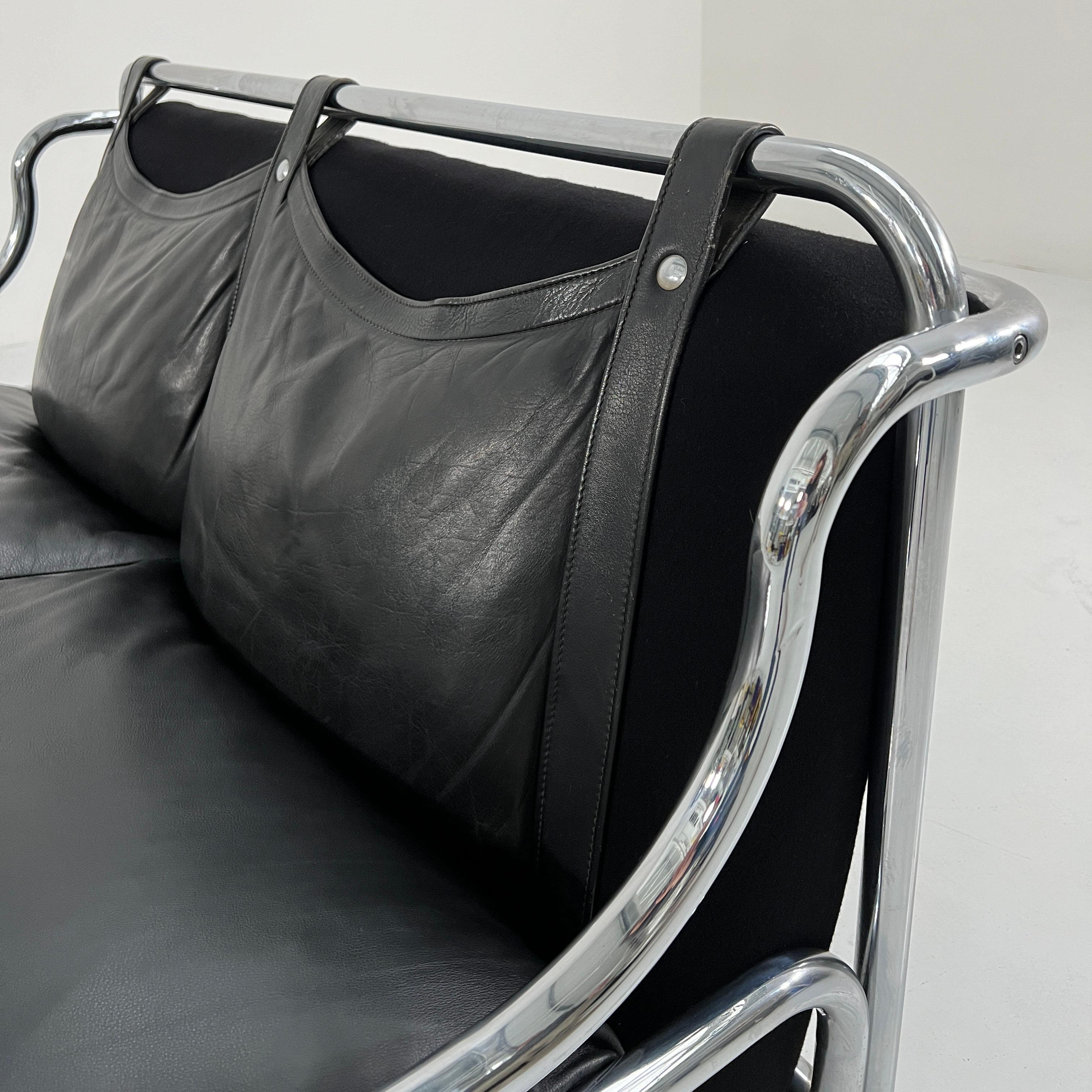 Stringa 2-seater Leather Sofa by Gae Aulenti for Poltronova, 1960s For Sale 1