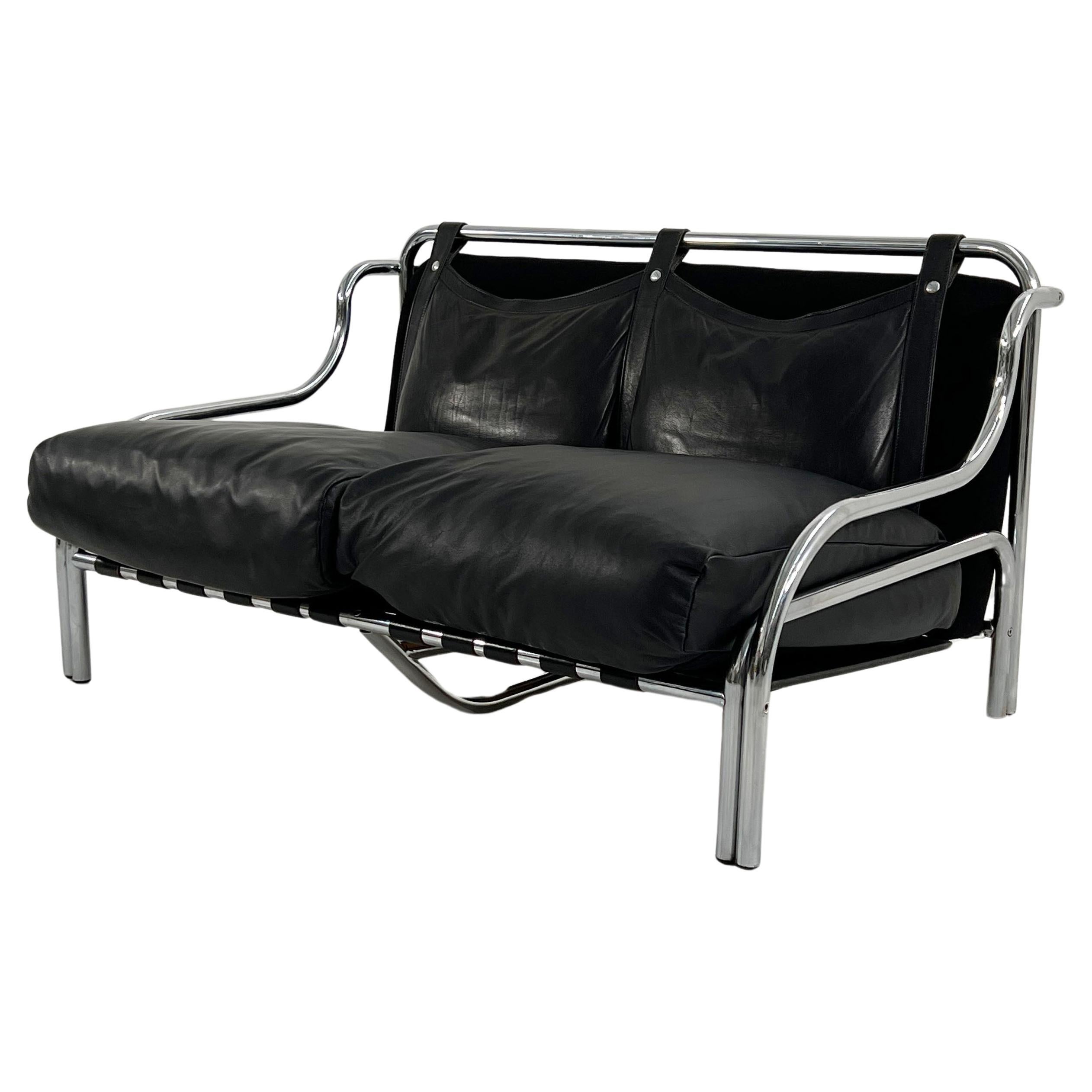 Stringa 2-seater Leather Sofa by Gae Aulenti for Poltronova, 1960s For Sale