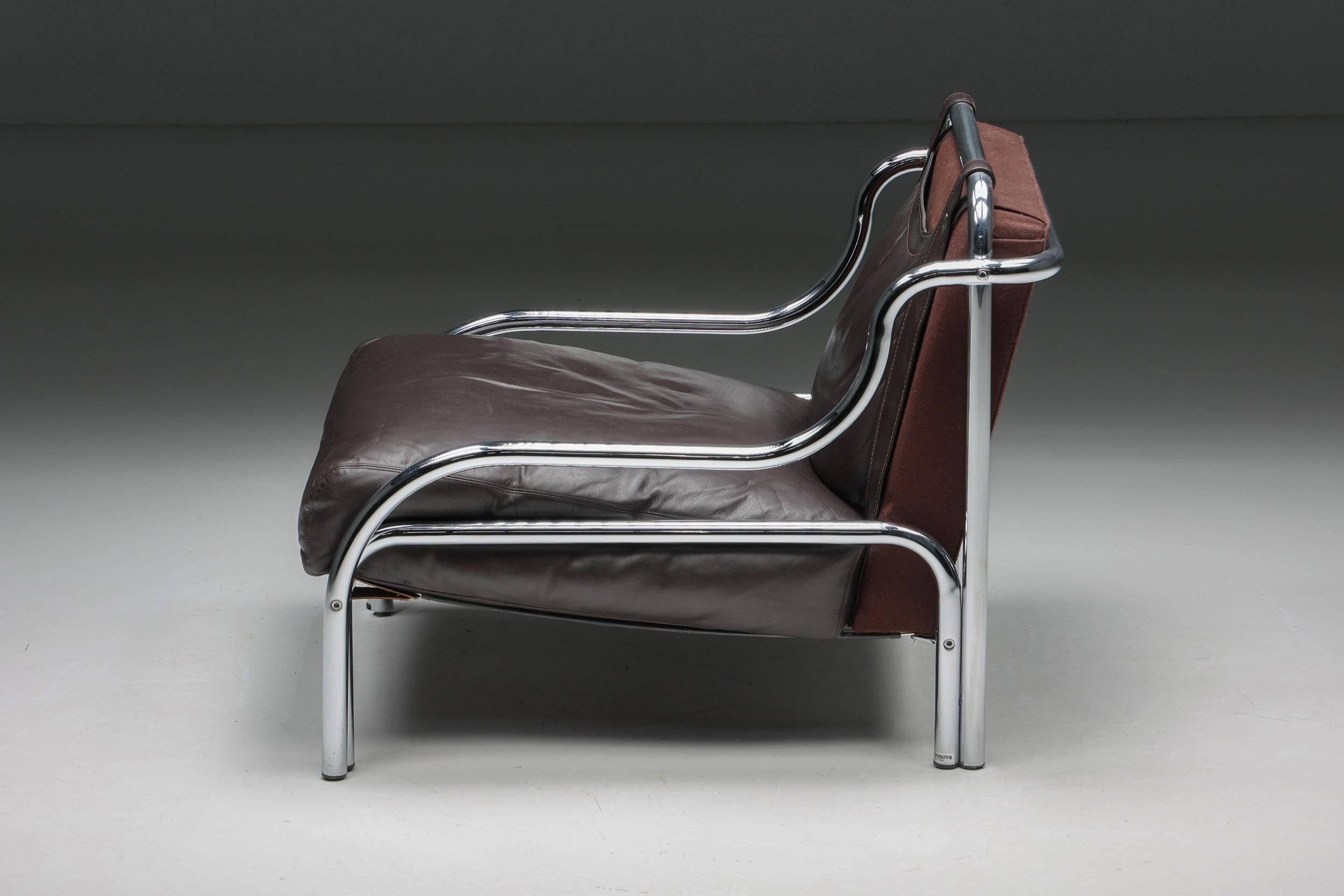 Stringa Lounge Chair by Gae Aulenti, 1960s In Excellent Condition In Antwerp, BE