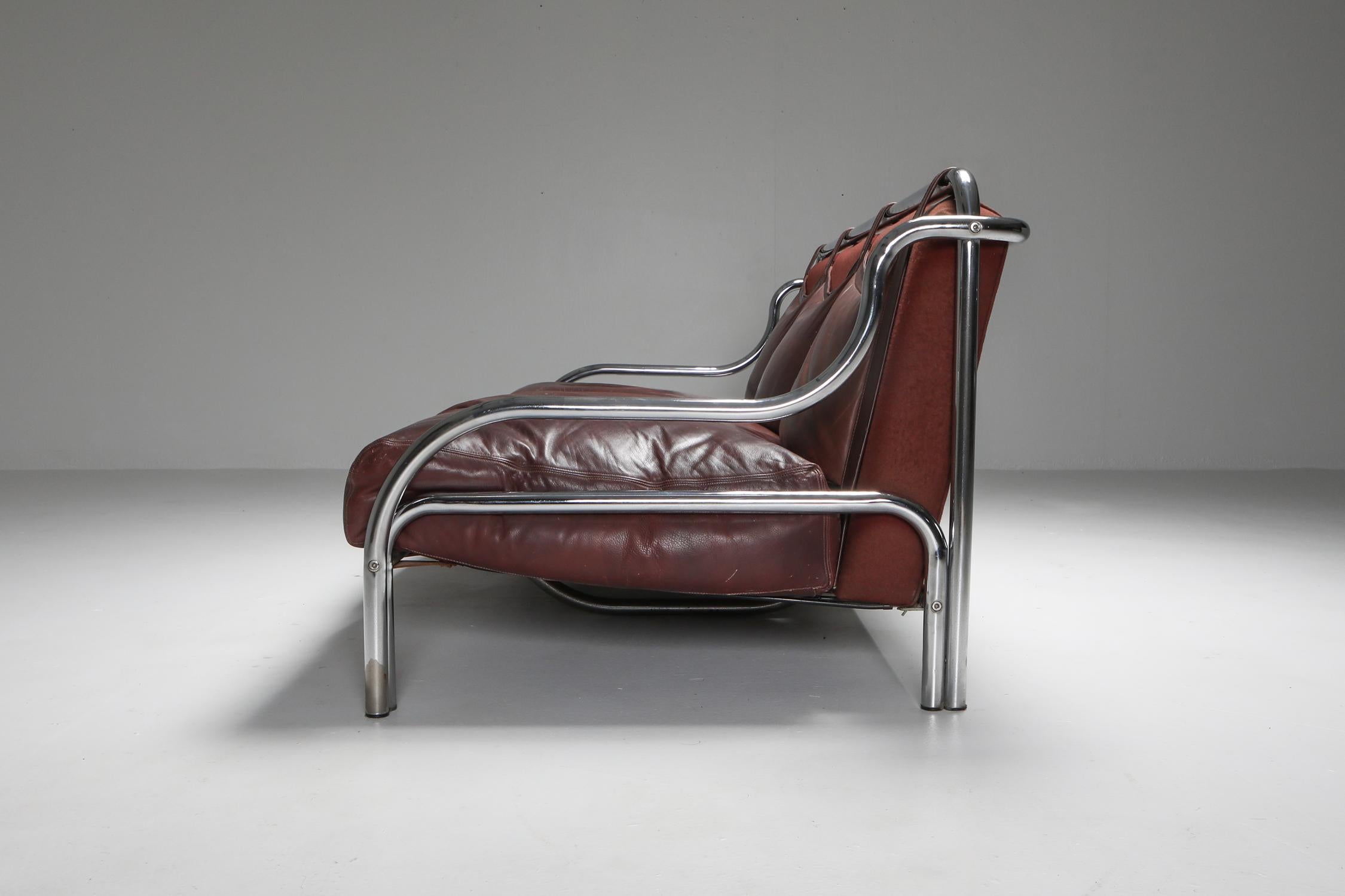 Mid-Century Modern Stringa sofa by Gae Aulenti