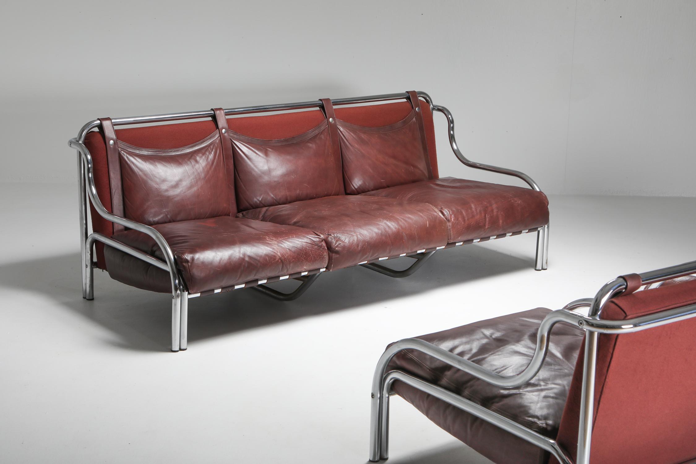 Italian Stringa sofa by Gae Aulenti