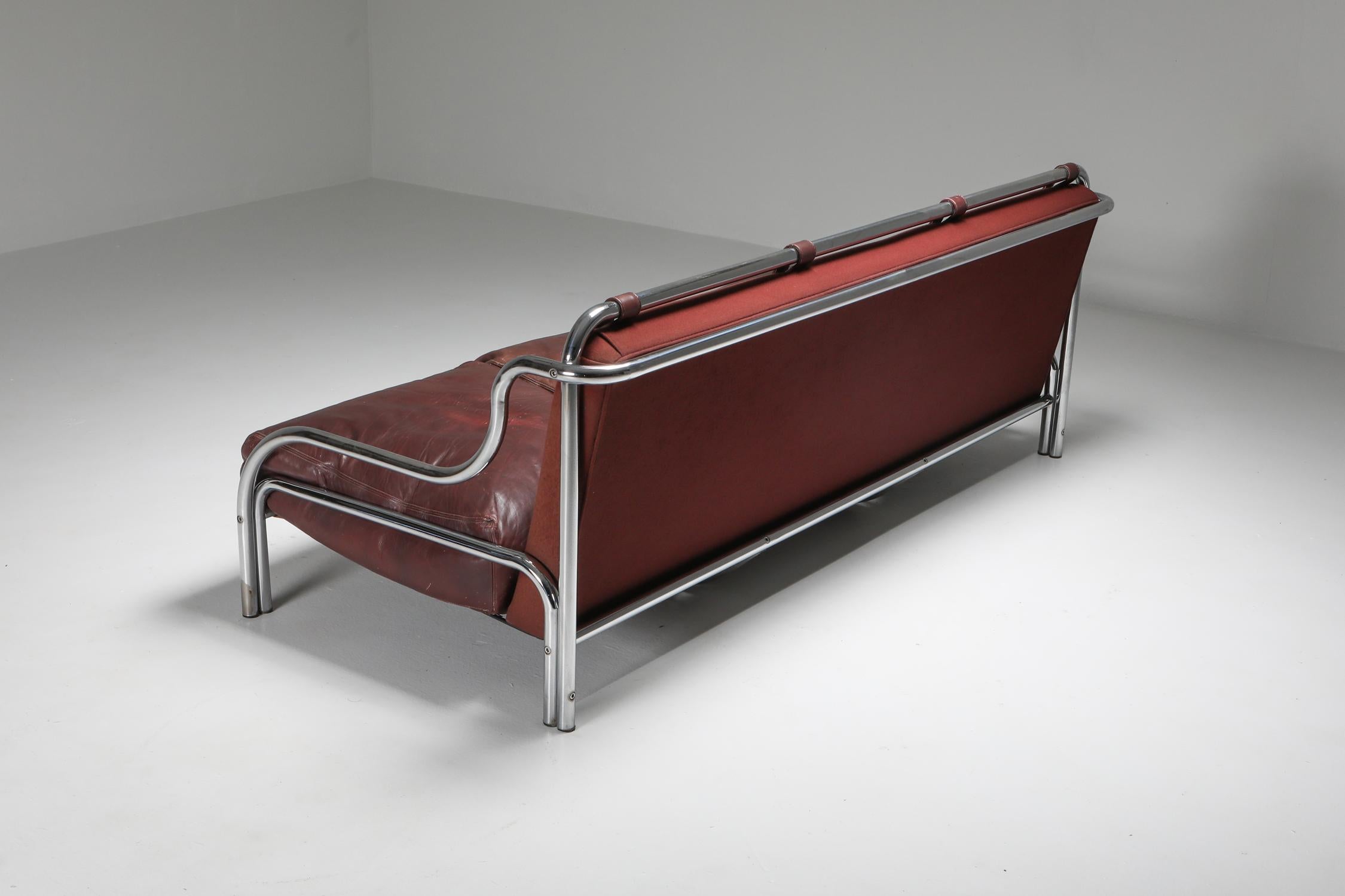 Stringa sofa by Gae Aulenti In Good Condition In Antwerp, BE