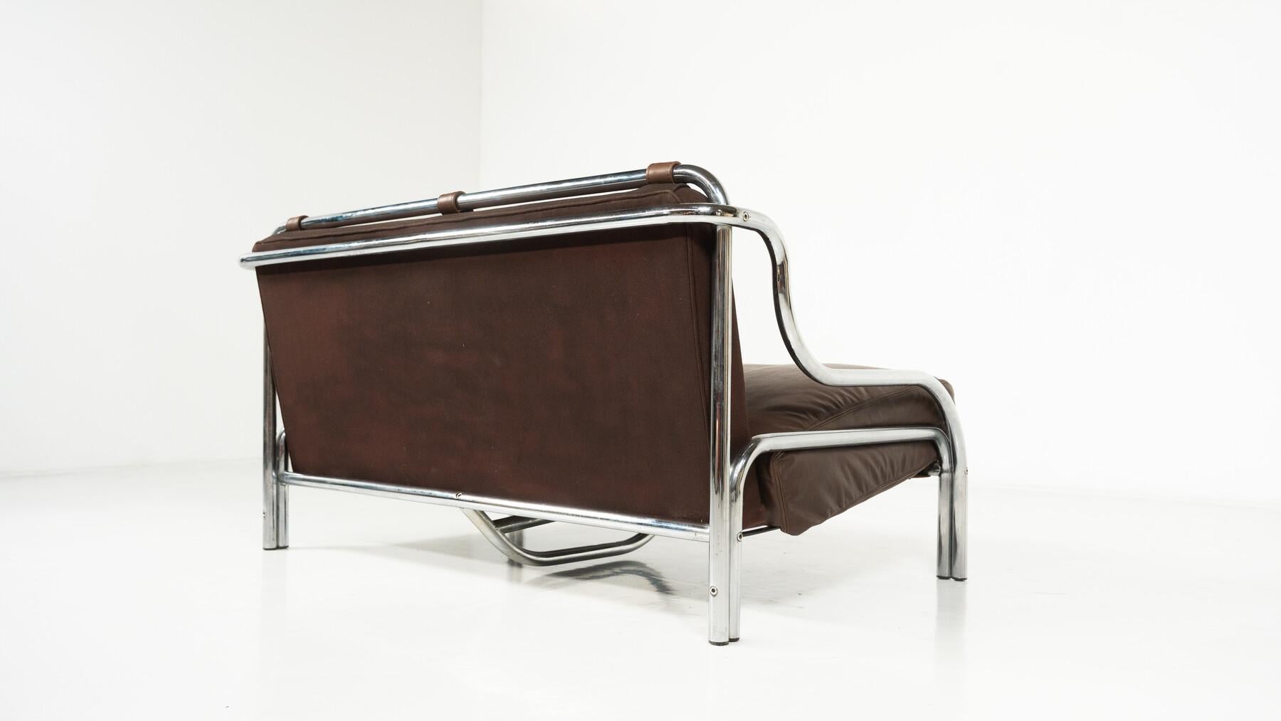 Stringa Sofa by Gae Aulenti, italy, 1962 - New Leather Upholstery (Ende des 20. Jahrhunderts) im Angebot