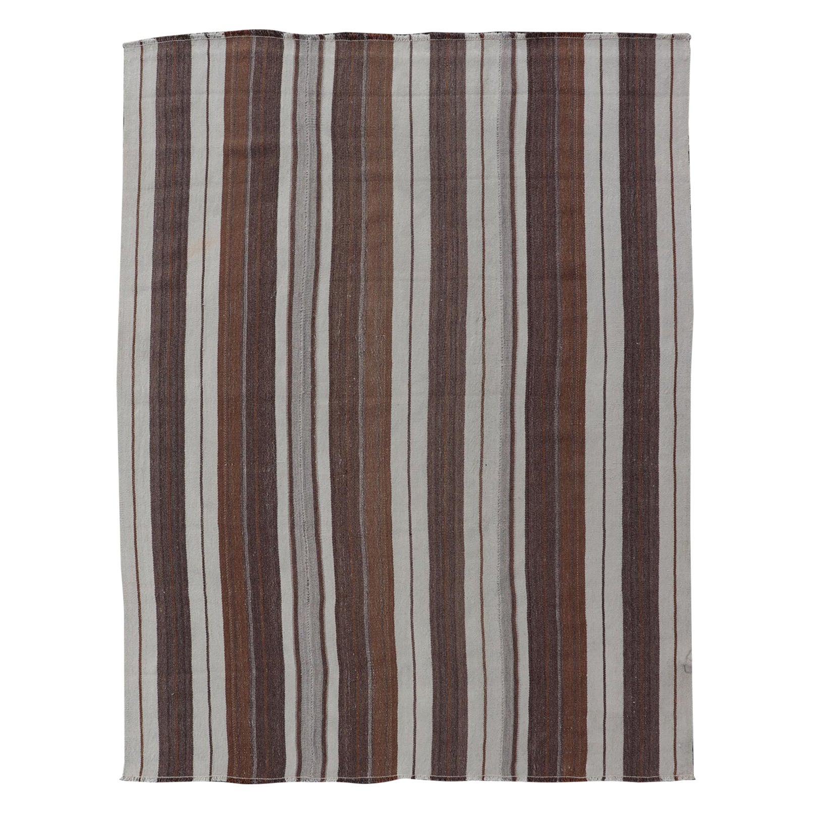Türkischer Vintage-Flachgewebe-Teppich im Streifendesign in Braun, Cognac, Elfenbein und Grau