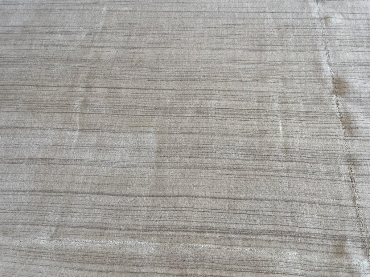 Stripe Plain Beige Design-Teppich mit Streifen im Angebot 2