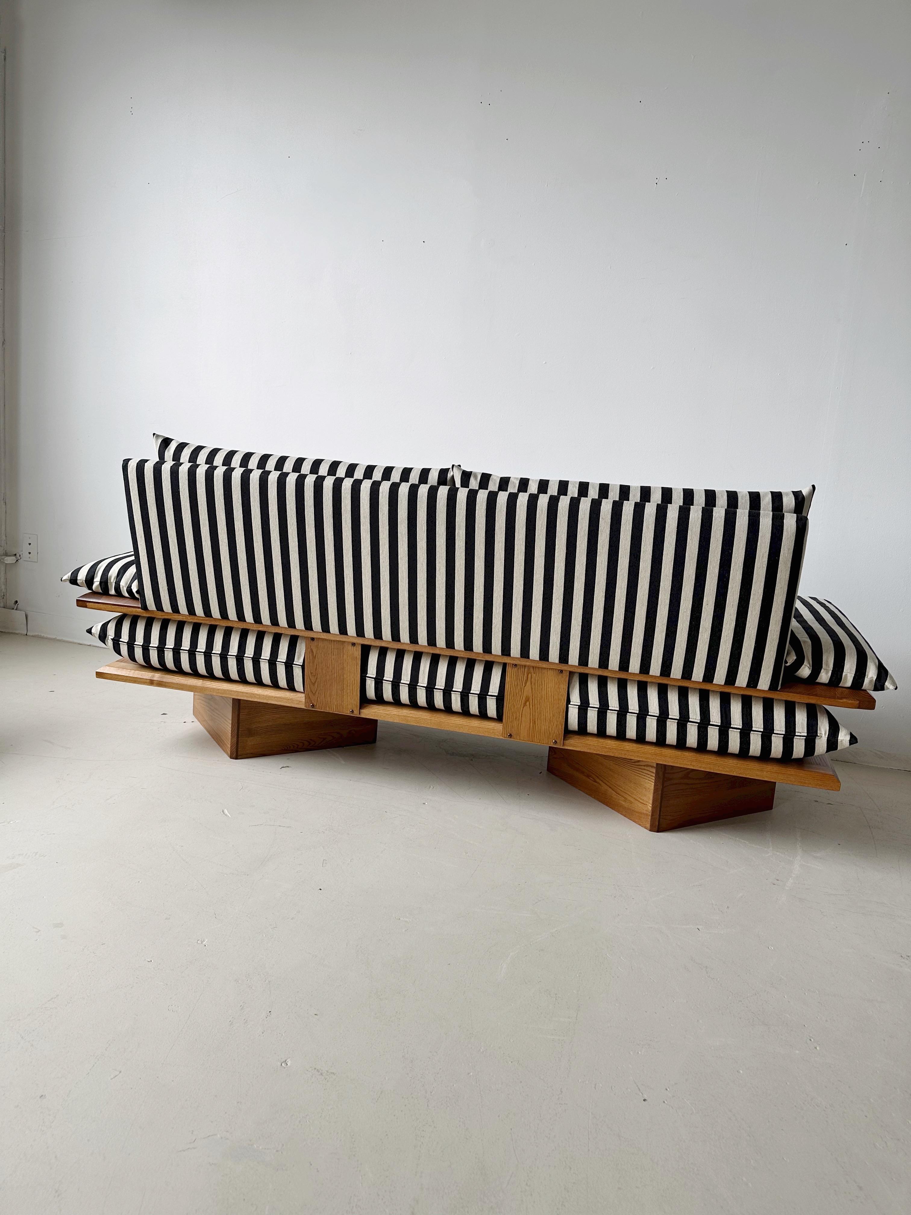Striped 3 Seater Sofa with Pine Frame 4