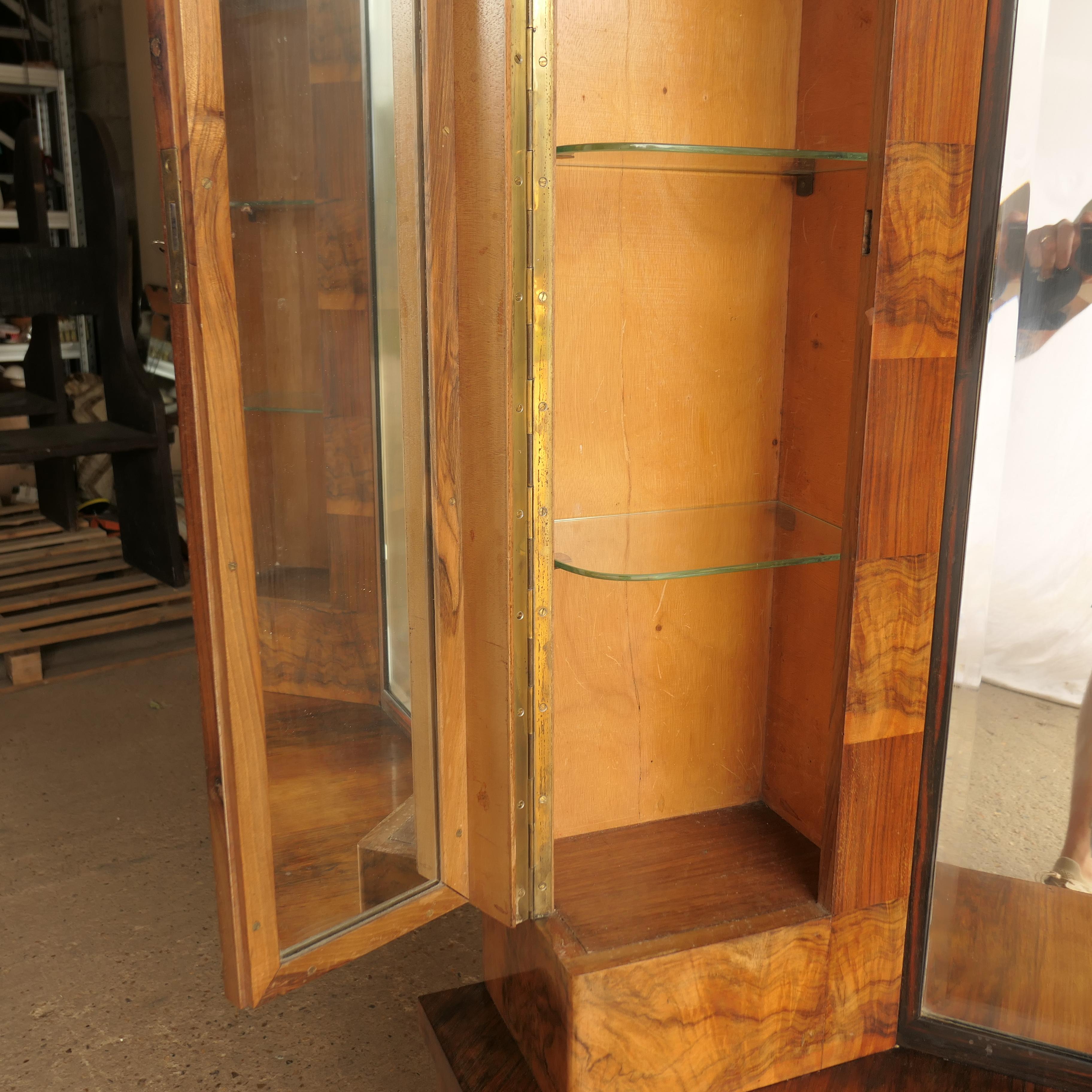 Tocador de burl rayado Arce en venta