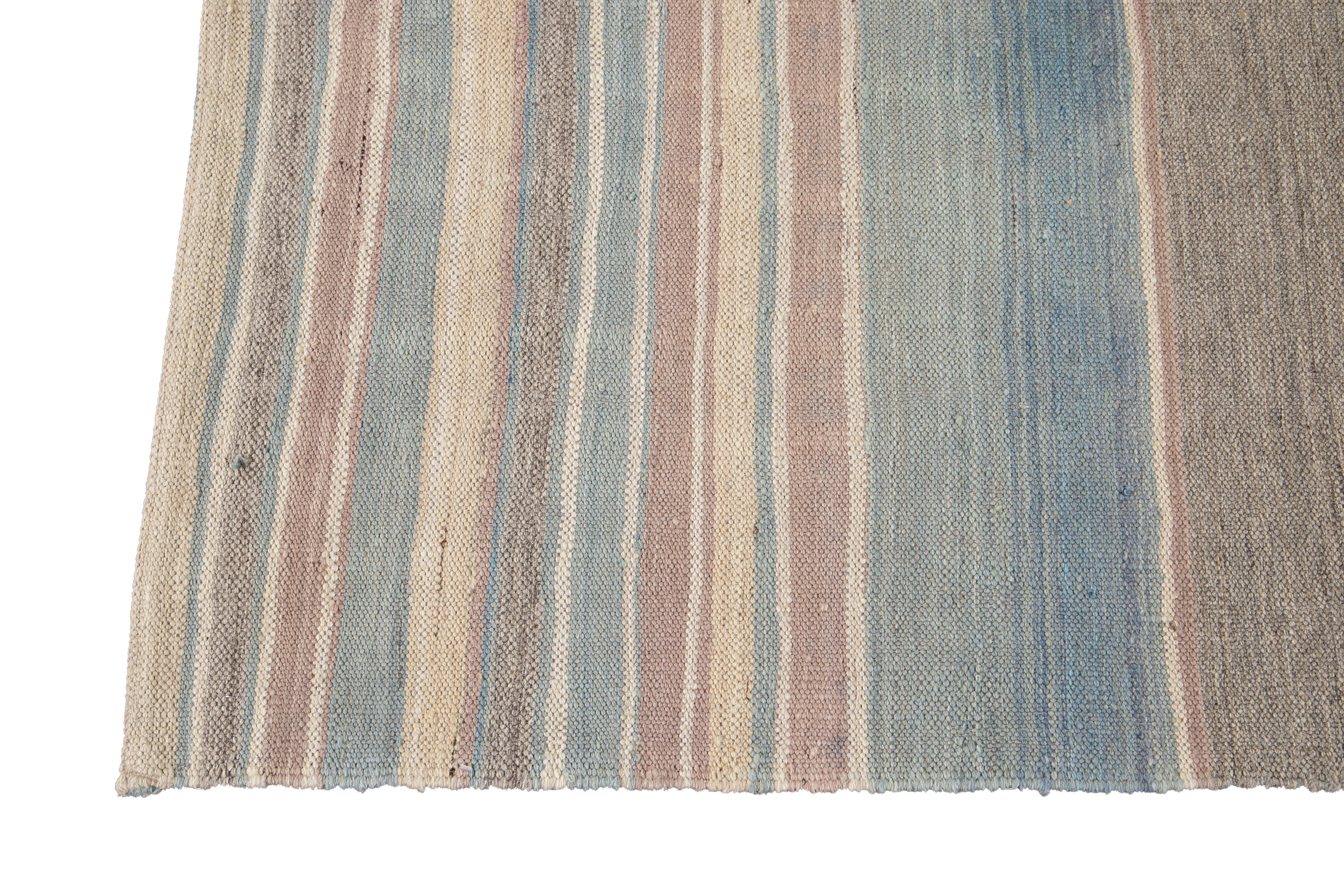 Tappeto in lana a righe Modern Color a trama piatta Rug & Kilim In condizioni Nuovo in vendita a Norwalk, CT
