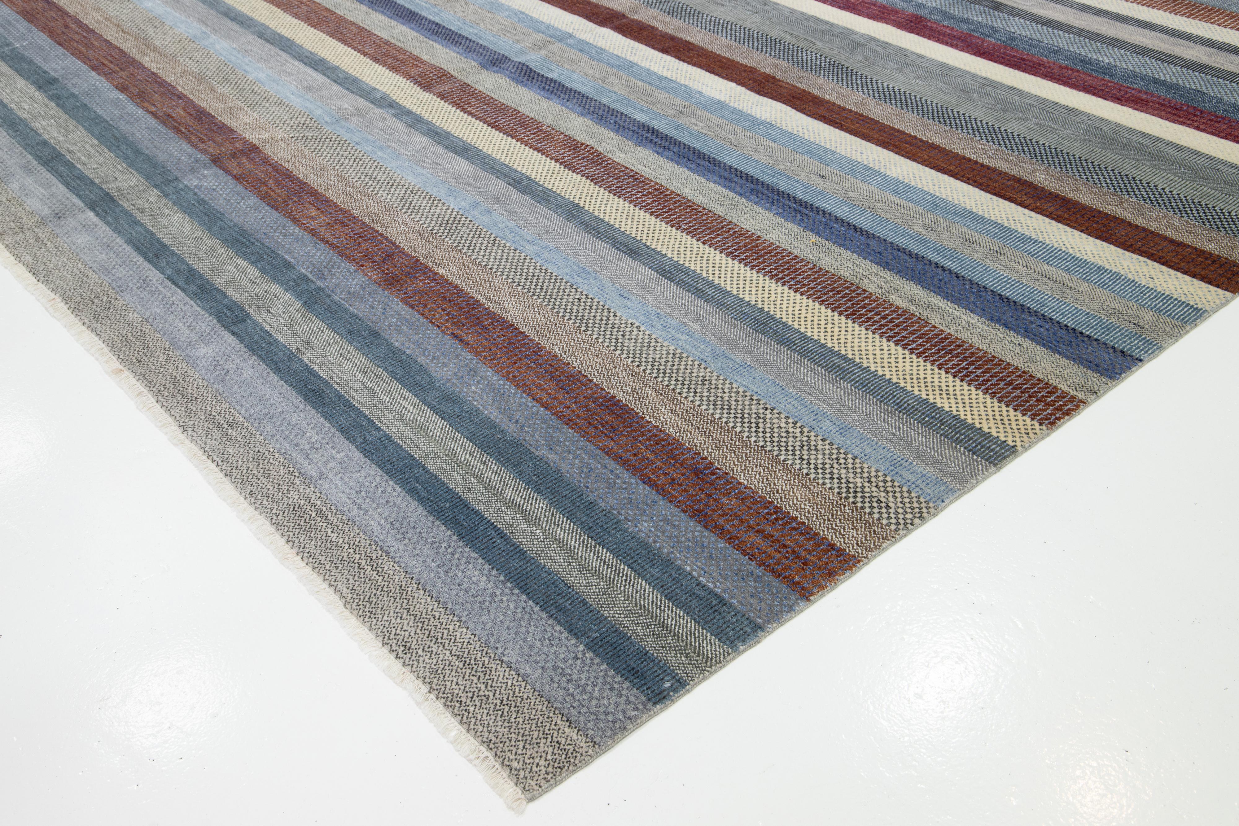 Striped Designed Modern Savannah Handmade Wool Rug In Gray For Sale 5