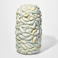 Striped Foldes XXIV, un'opera d'arte in porcellana/parietale gialla e verde di Steven Edwards