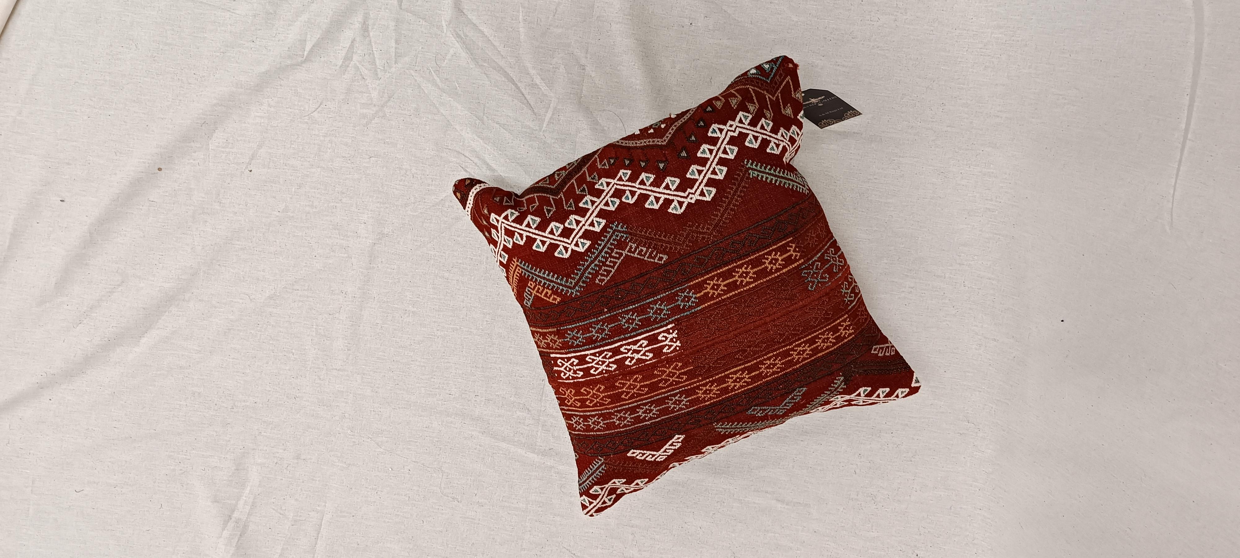 Housse de coussin Kilim Striped Decorative Tribal Wool Pillow Contemporary Geometric Neuf - En vente à Wembley, GB