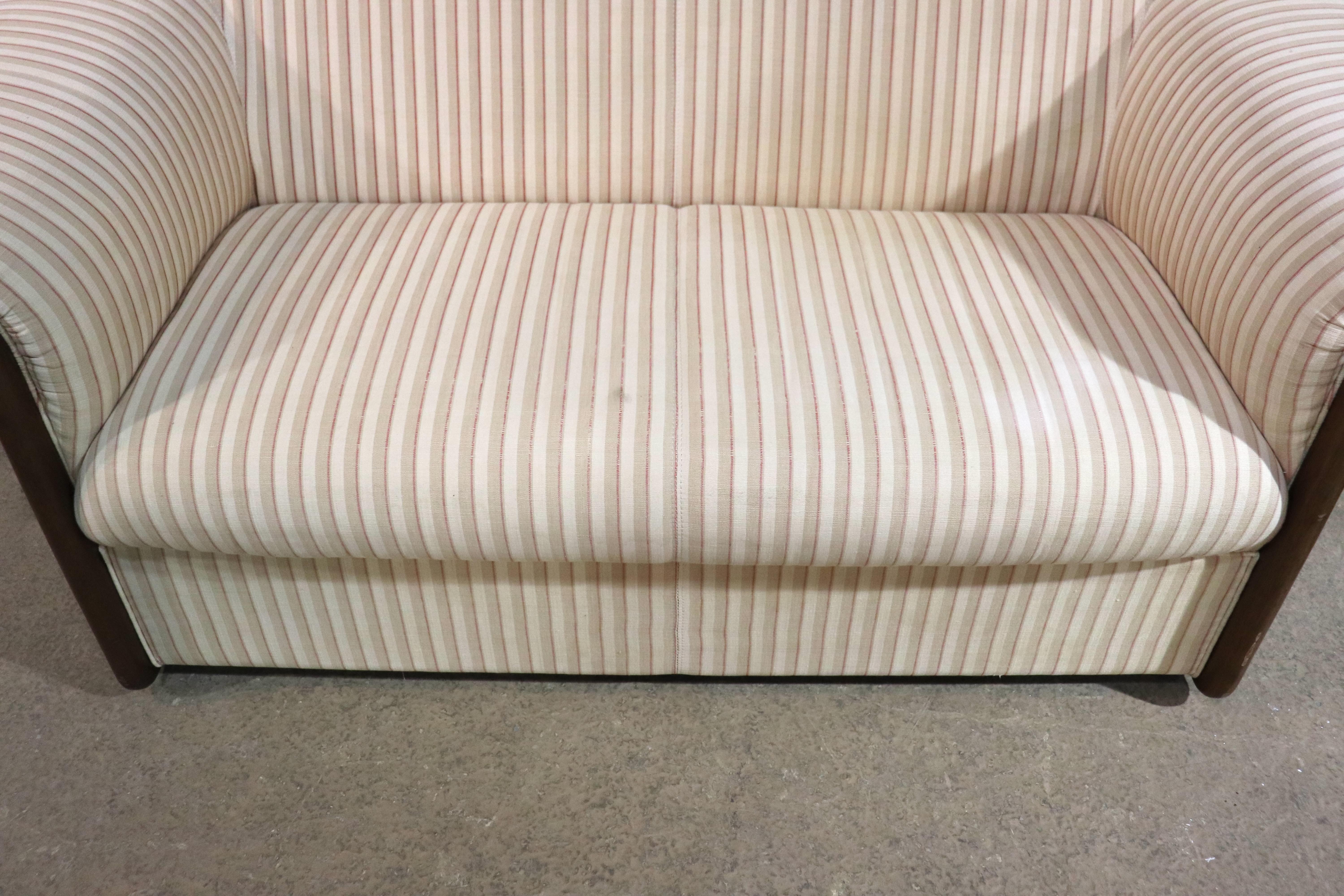 Tissu Causeuse rayée avec ailes en vente