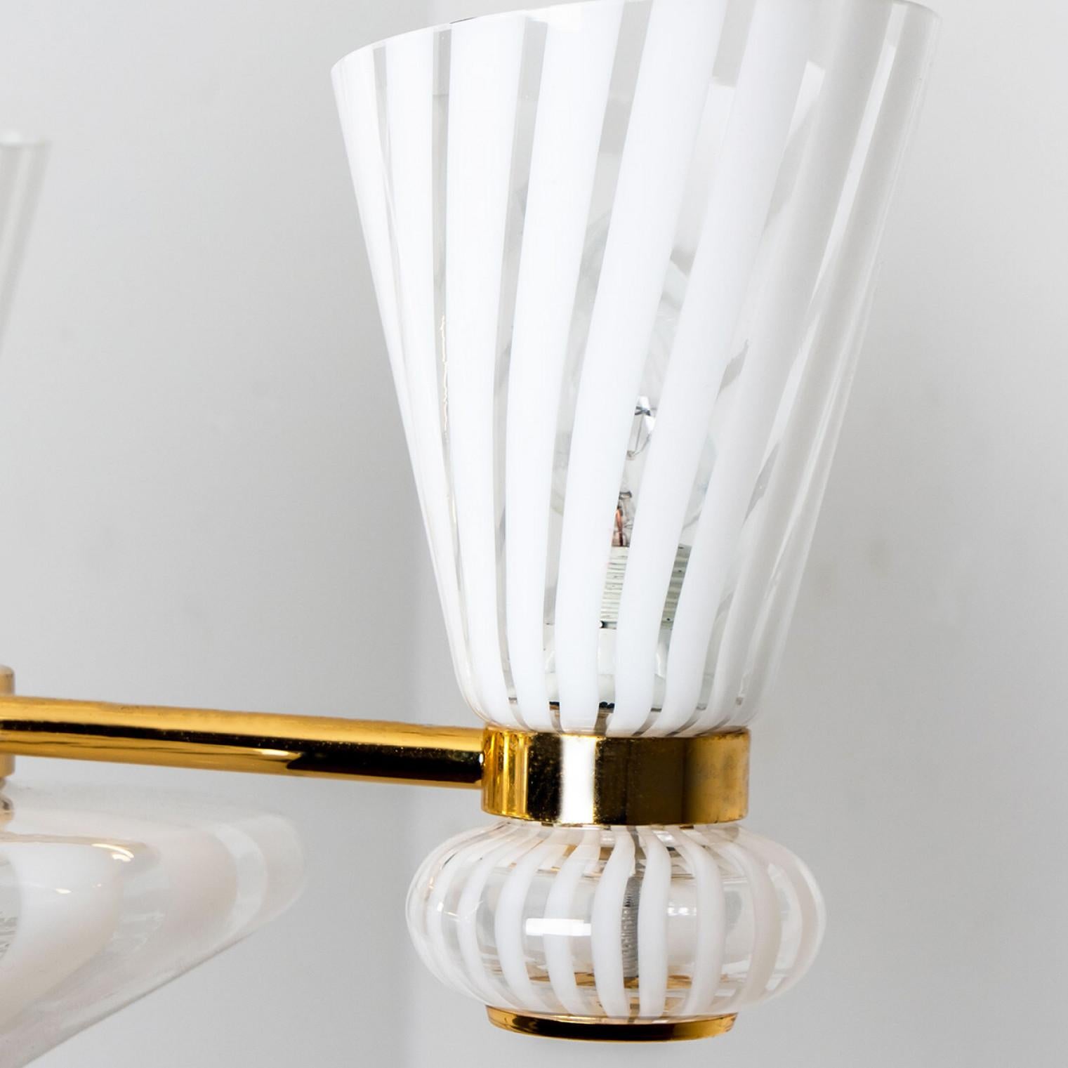 Lampe à suspension en verre de Murano blanc transparent et rayé, années 1970 en vente 6