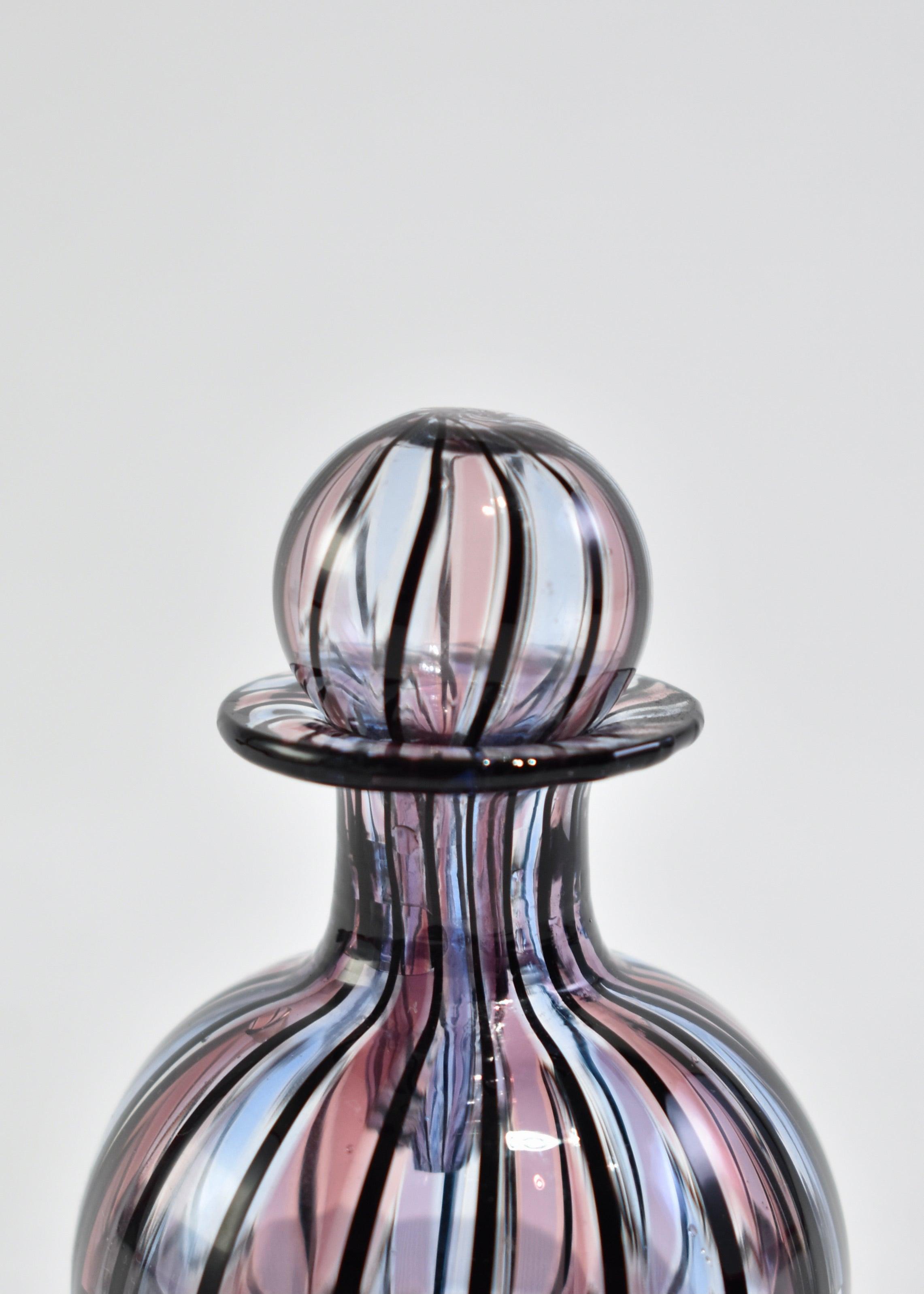 Striped Perfume Bottle In Good Condition In Richmond, VA