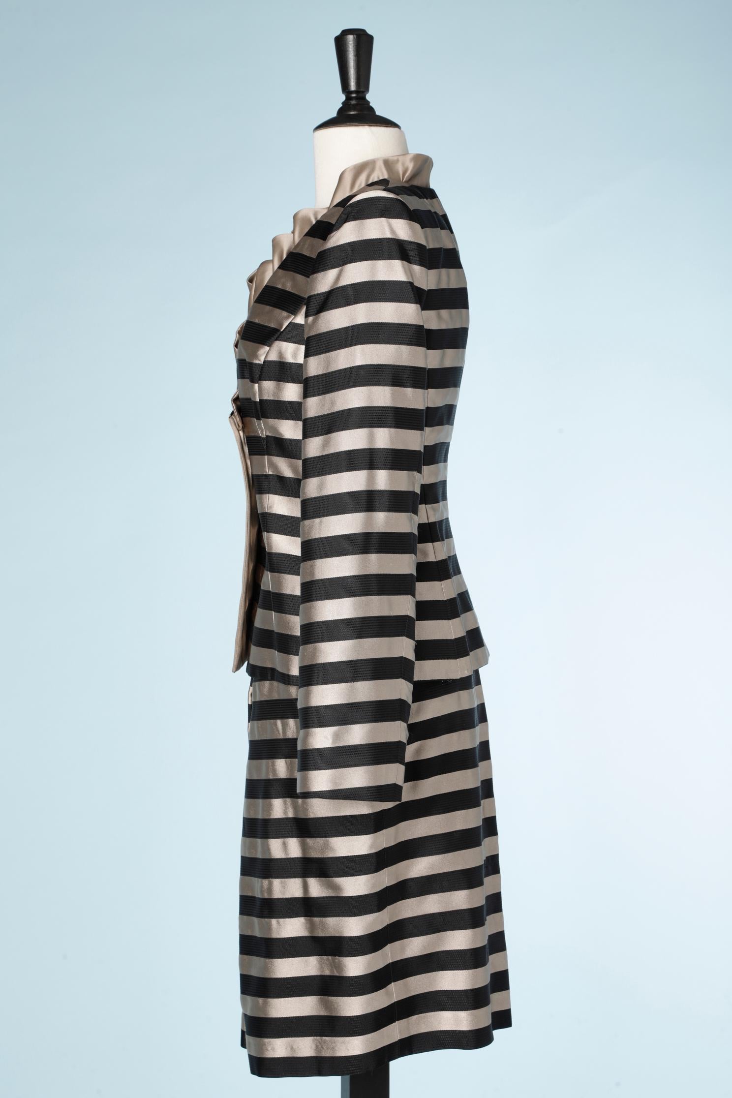 Striped silk ensemble Armani Collezioni  In New Condition For Sale In Saint-Ouen-Sur-Seine, FR