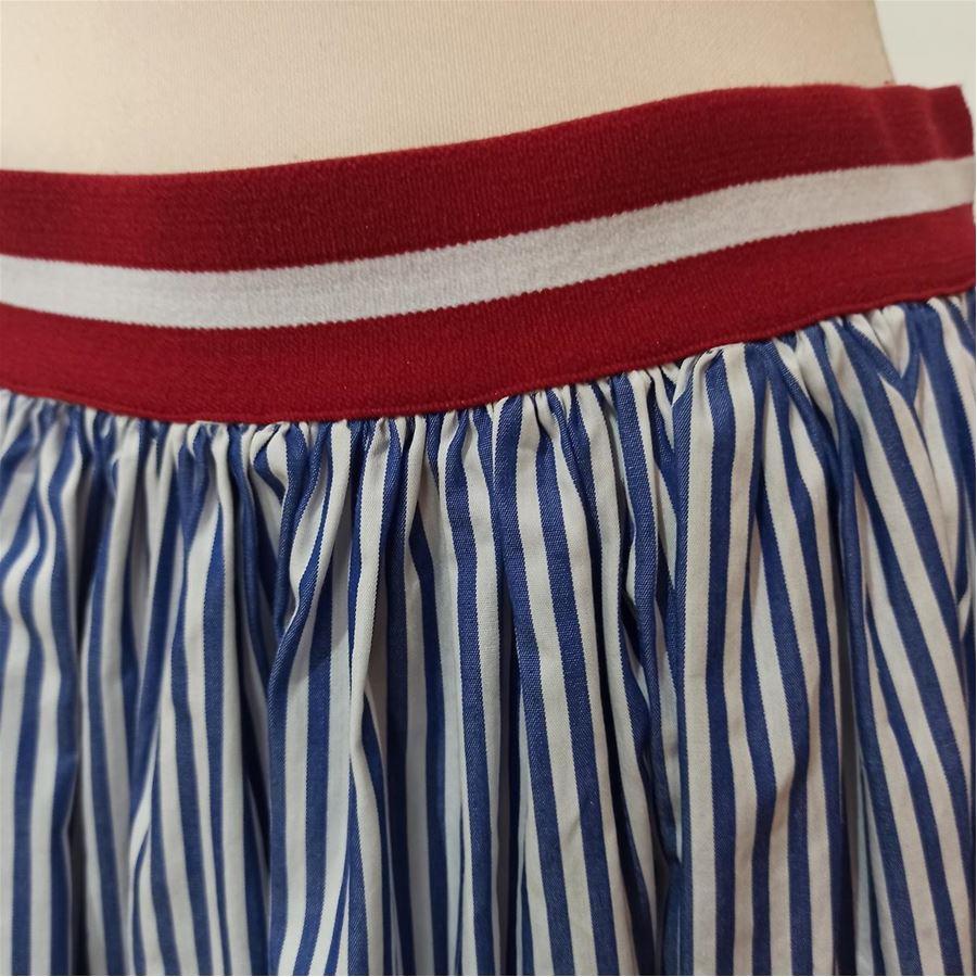Cotton White and blue striped Red and white stretch band Total length cm 85 (334 inches) Waist cm 34 (133 inches)
