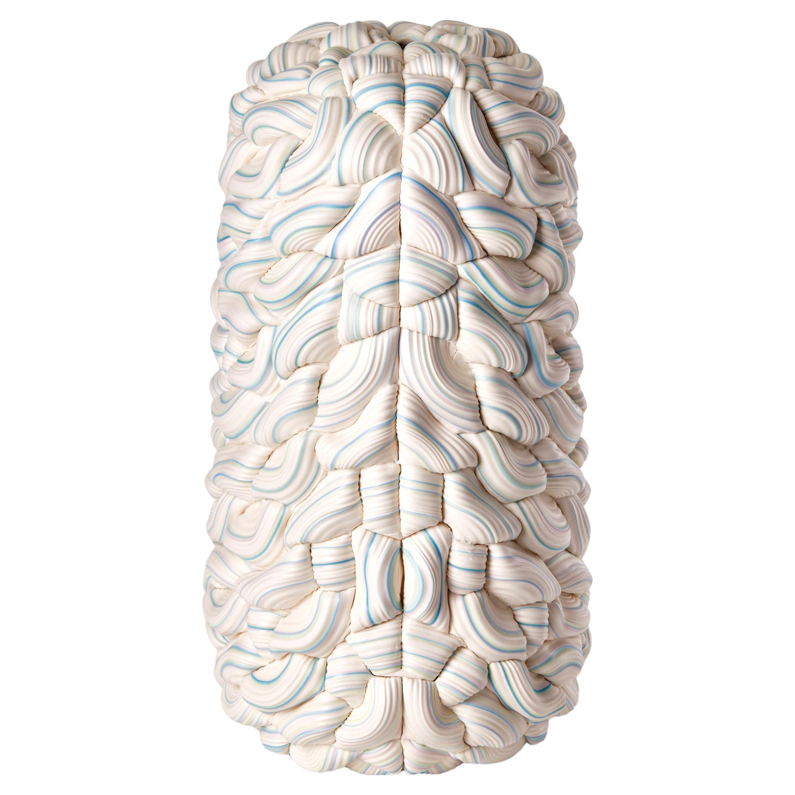 Striped Symmetry Foldes III, vaso in porcellana color acqua, giada e bianco di Steven Edwards